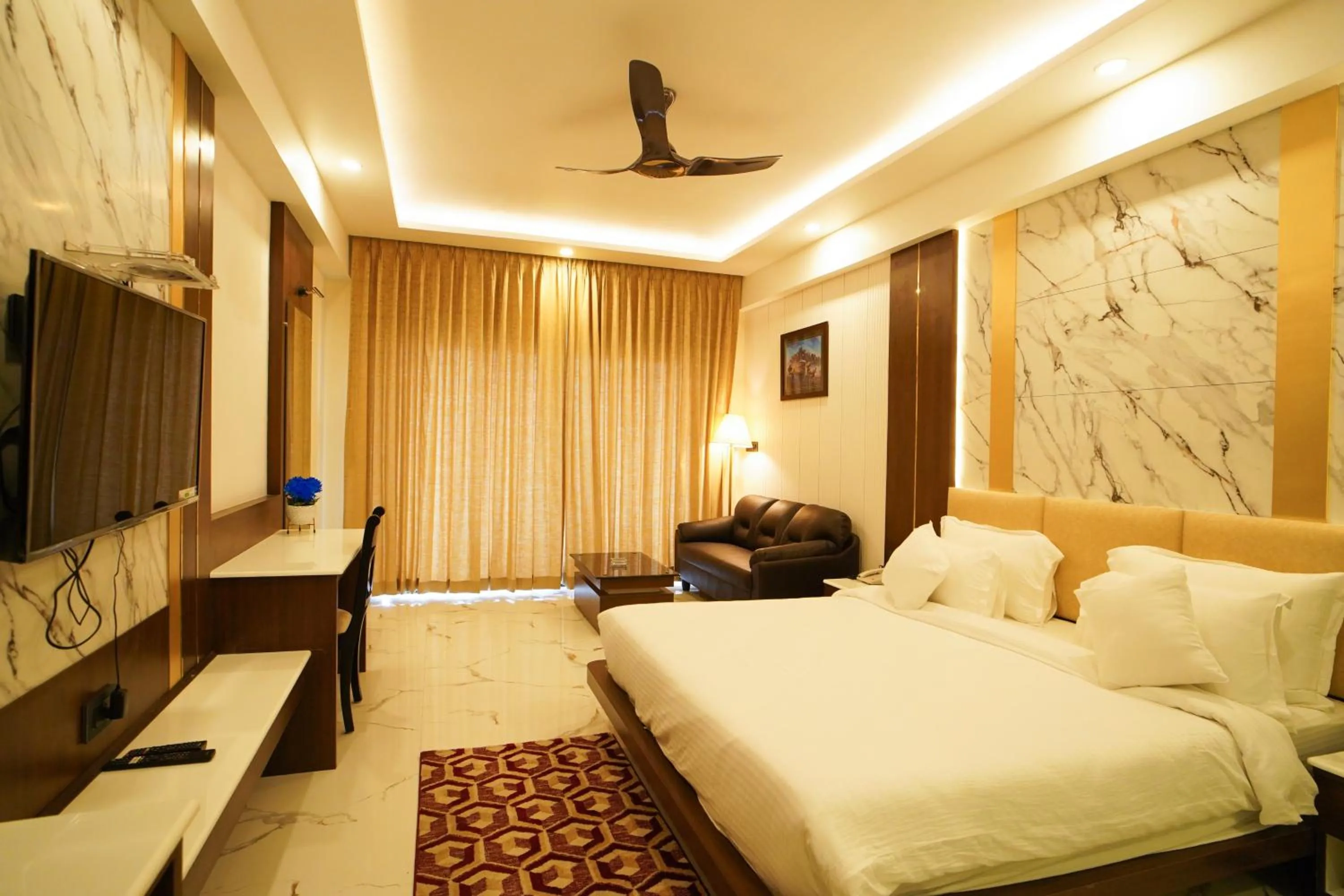 Bed in Shanti Seaview Resort & Spa