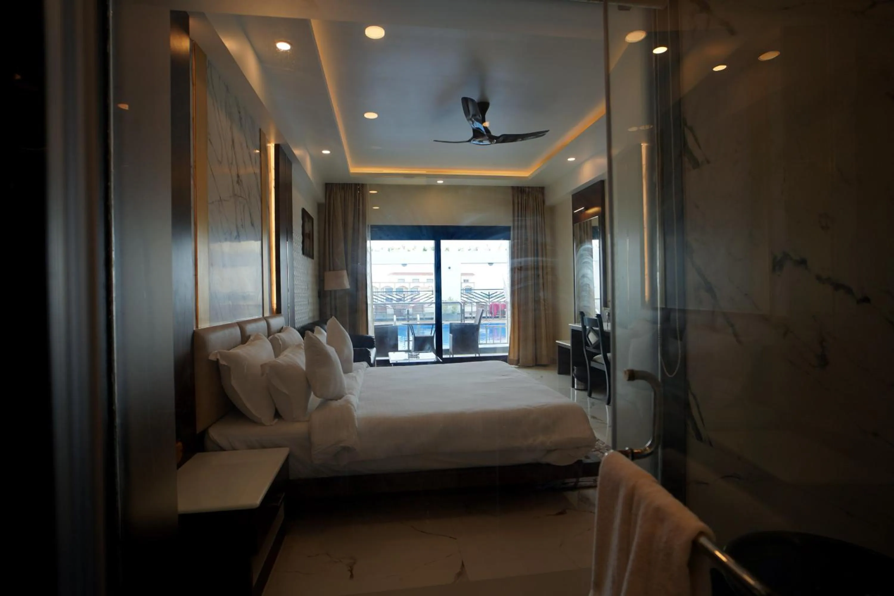 Bed in Shanti Seaview Resort & Spa