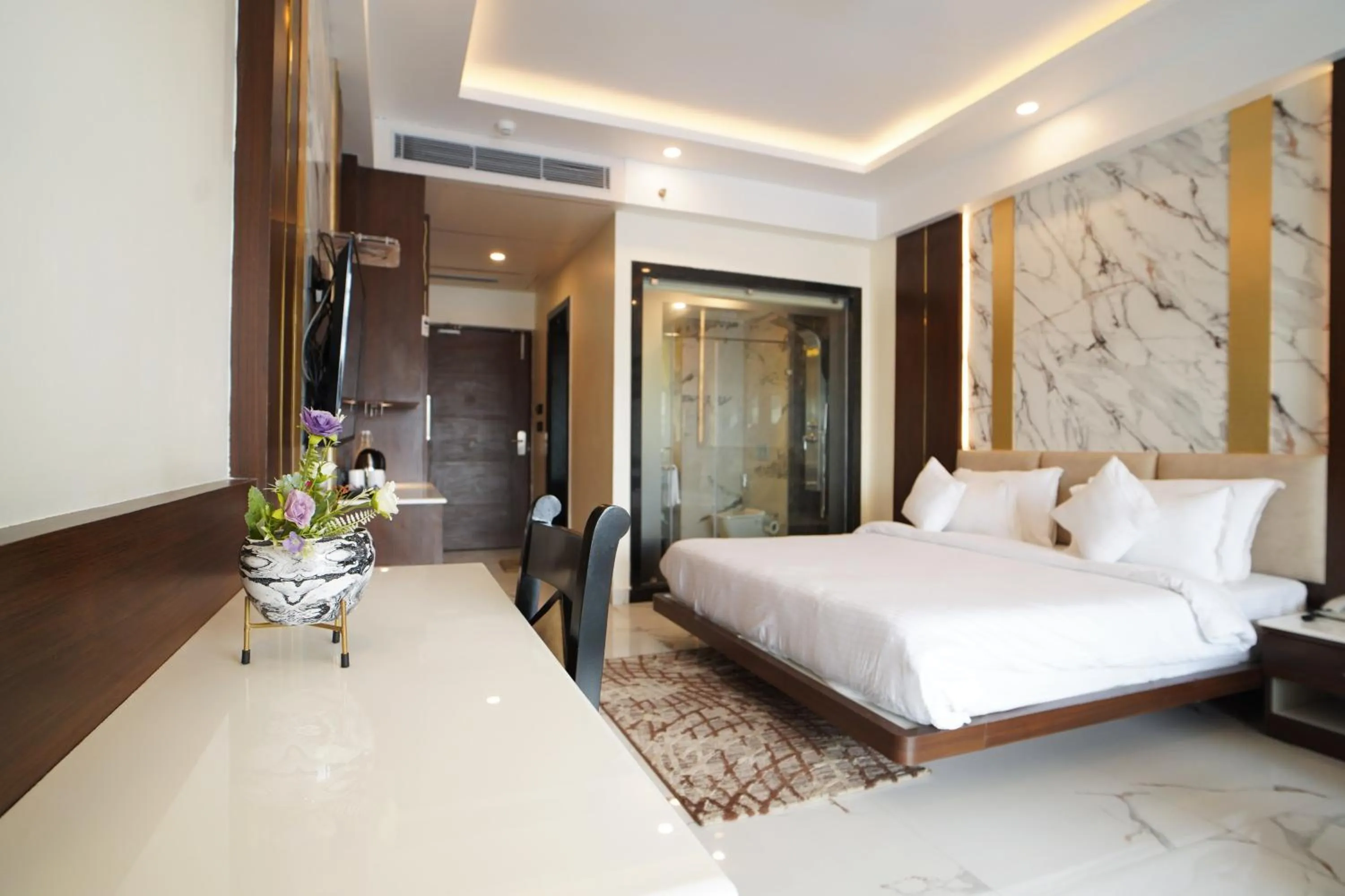 Bed in Shanti Seaview Resort & Spa