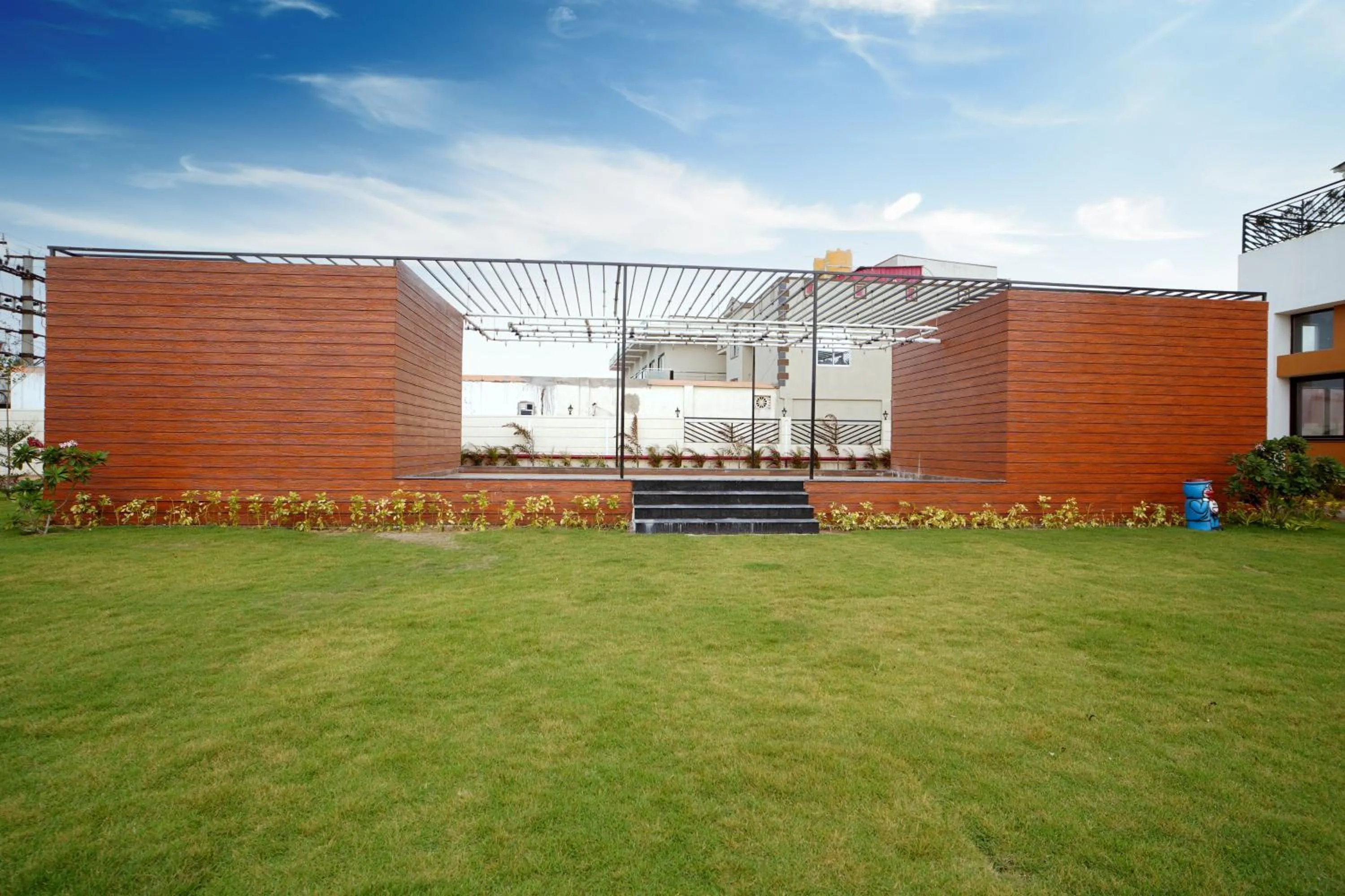 Garden in Shanti Seaview Resort & Spa