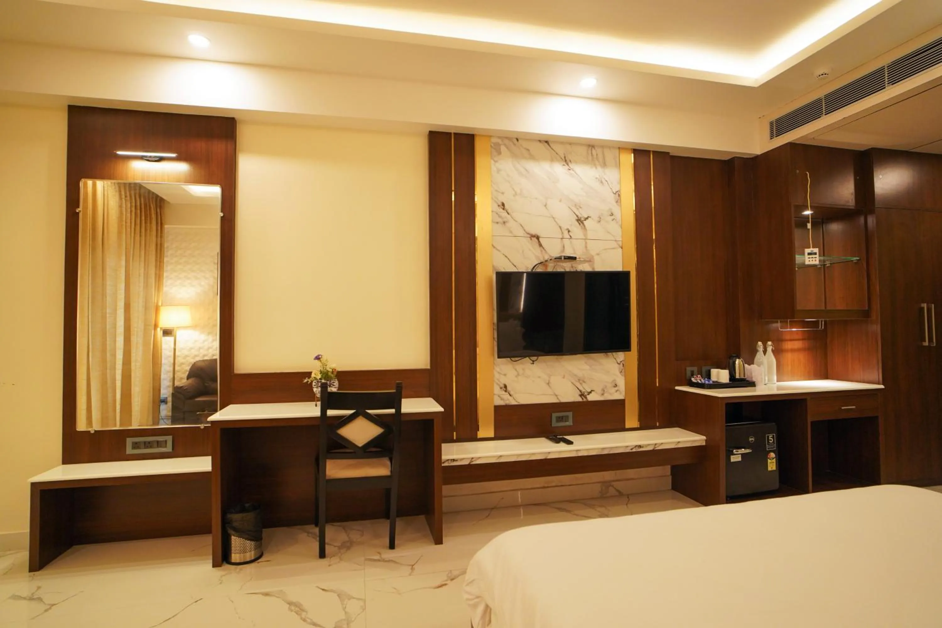 Bed in Shanti Seaview Resort & Spa