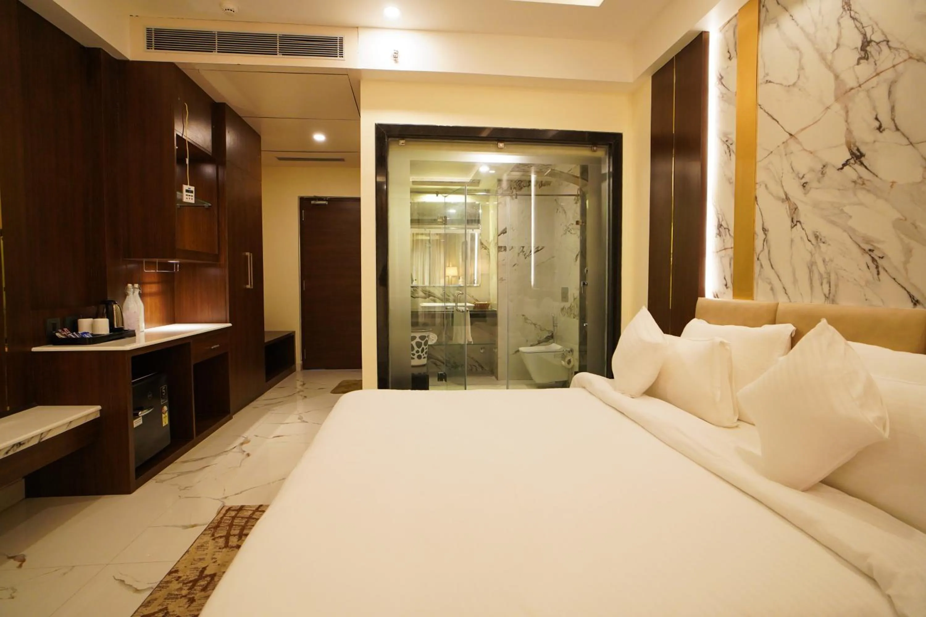 Bed in Shanti Seaview Resort & Spa