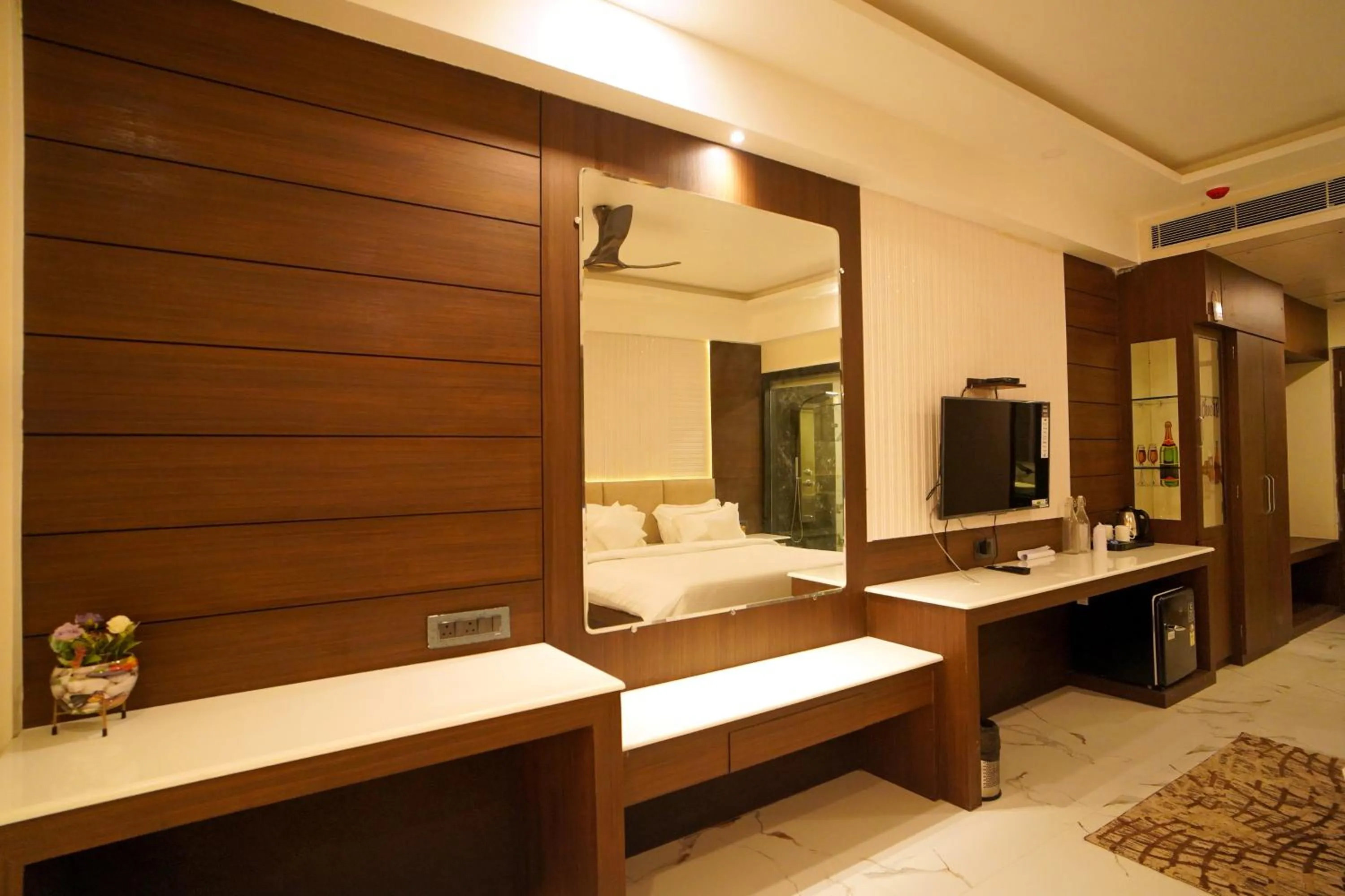 Bed in Shanti Seaview Resort & Spa