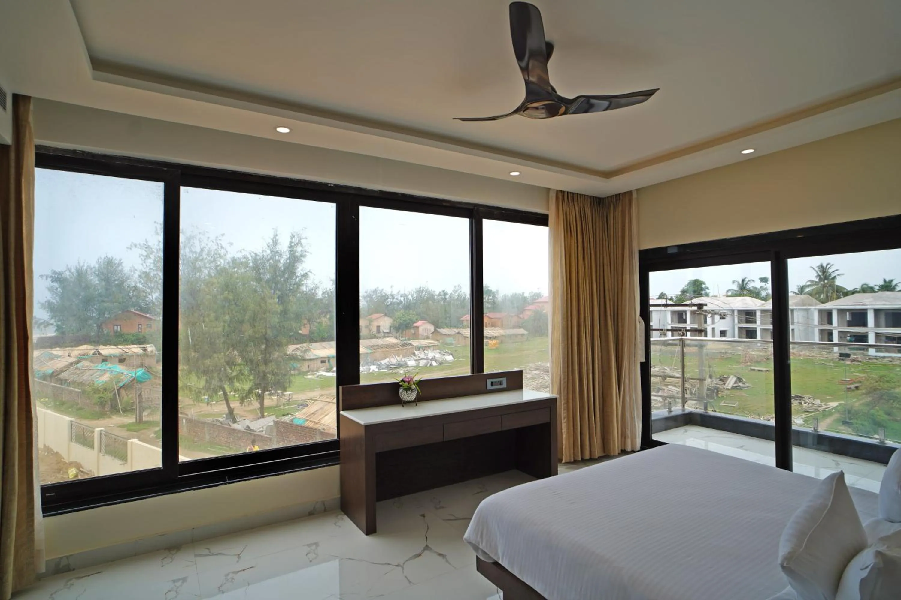Bed in Shanti Seaview Resort & Spa