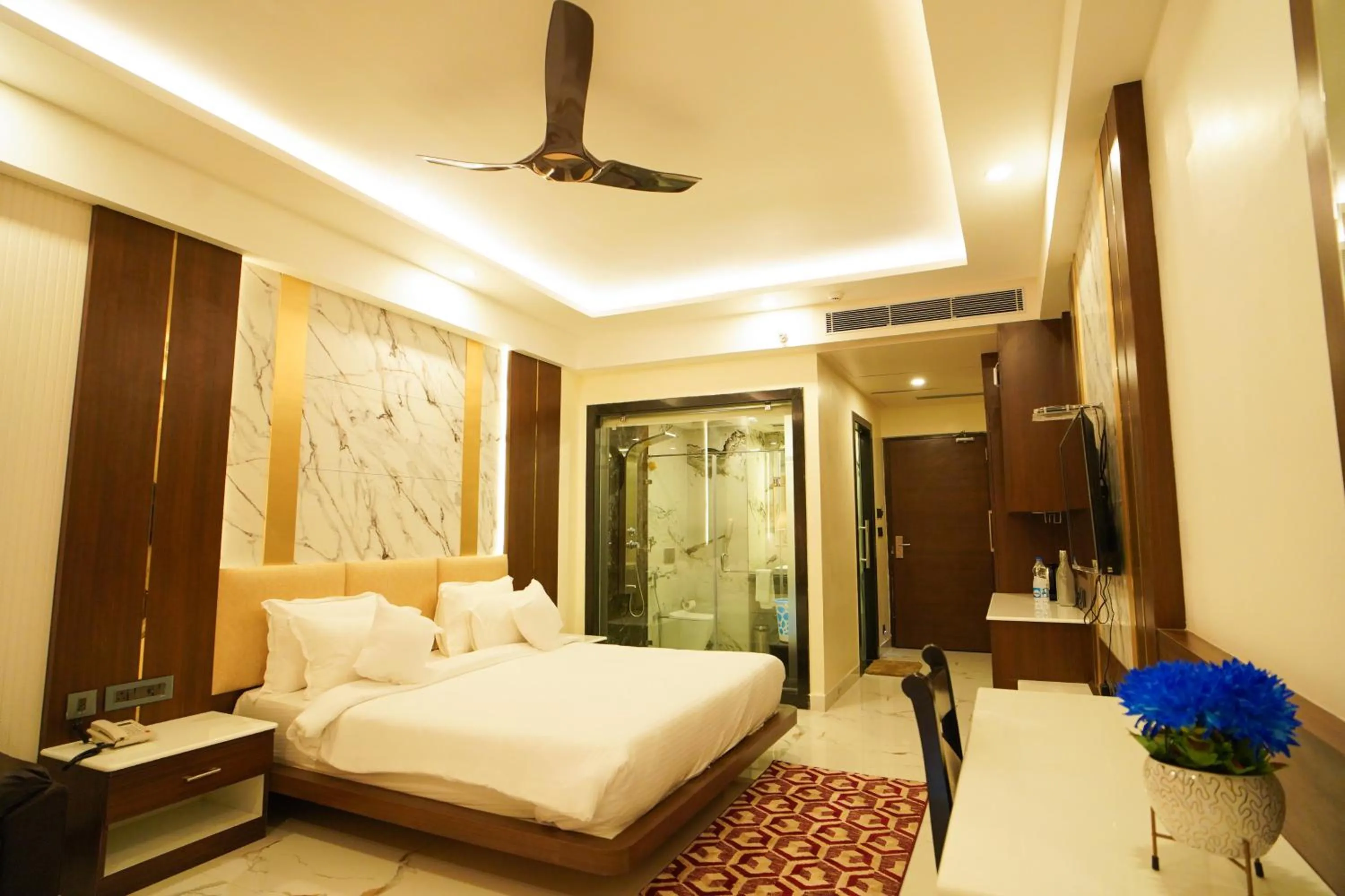 Bed in Shanti Seaview Resort & Spa