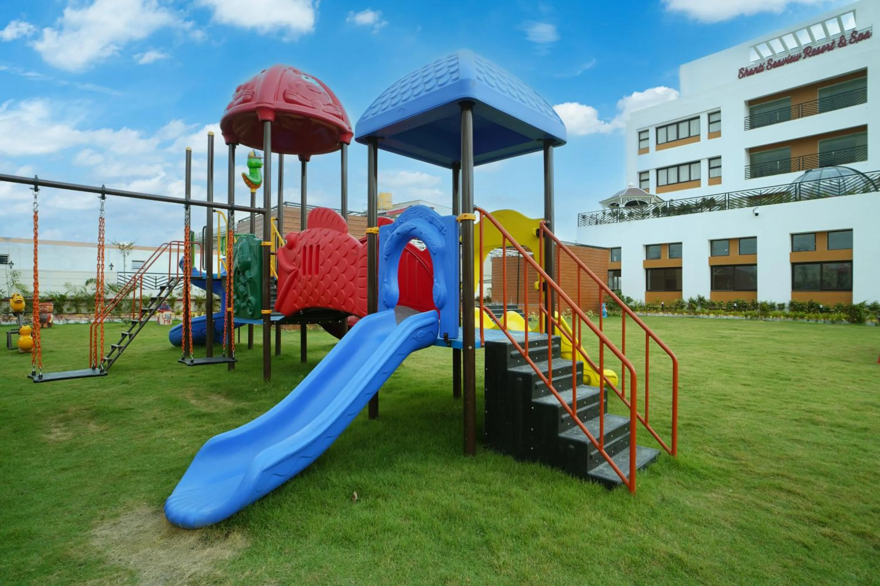 Garden in Shanti Seaview Resort & Spa