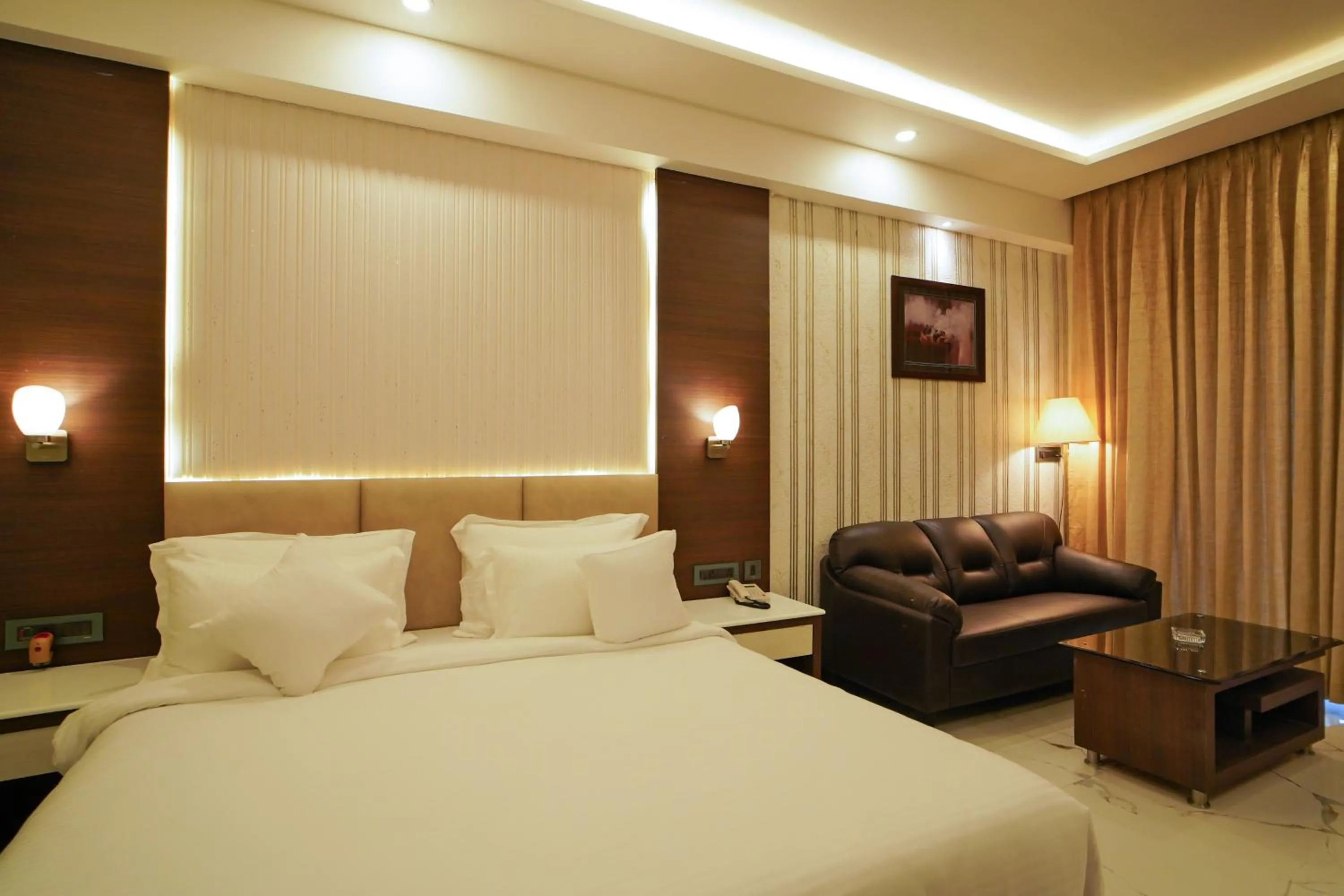 Bed in Shanti Seaview Resort & Spa