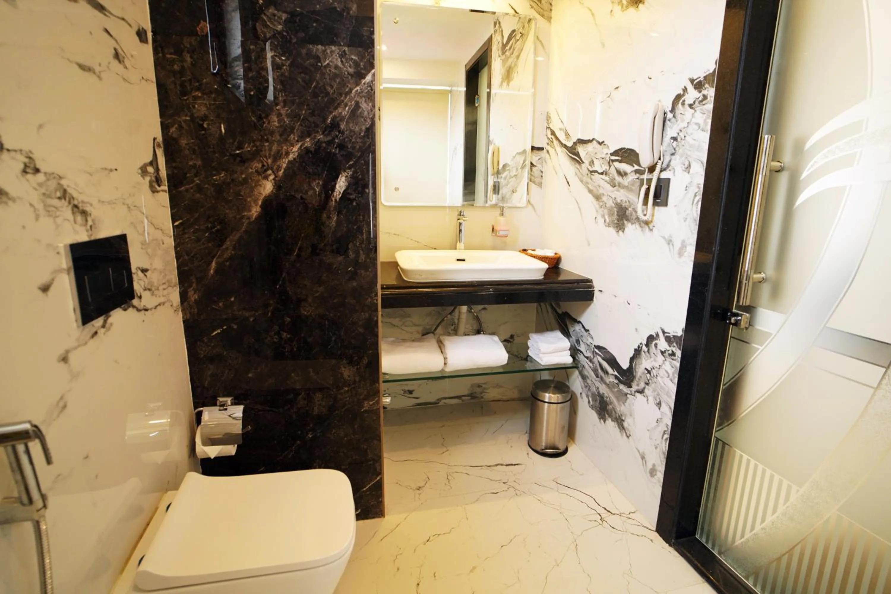 Shanti Seaview Resort & Spa