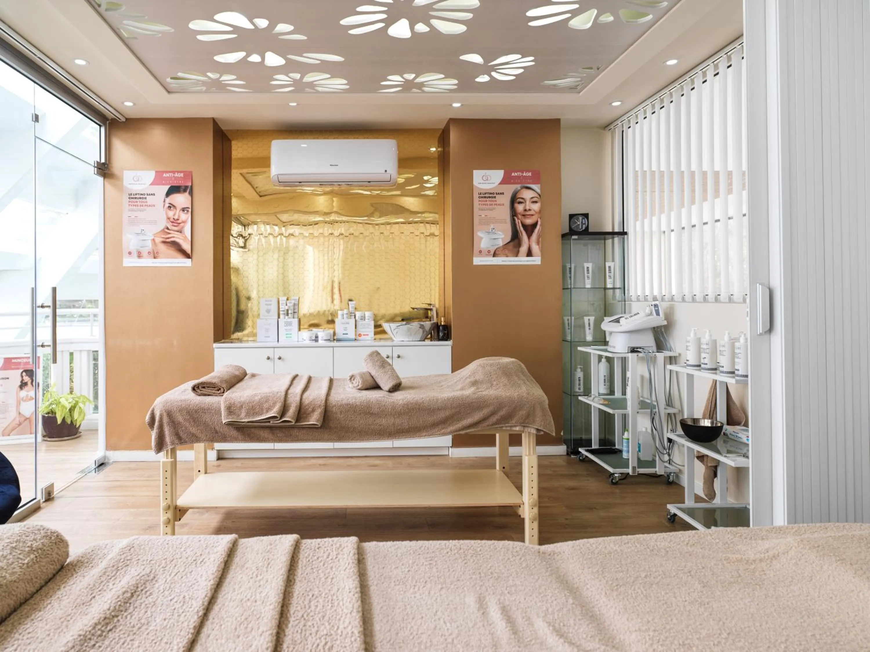 Spa and wellness centre/facilities, Bed in Leonardo Plaza Cypria Maris Beach Hotel & Spa