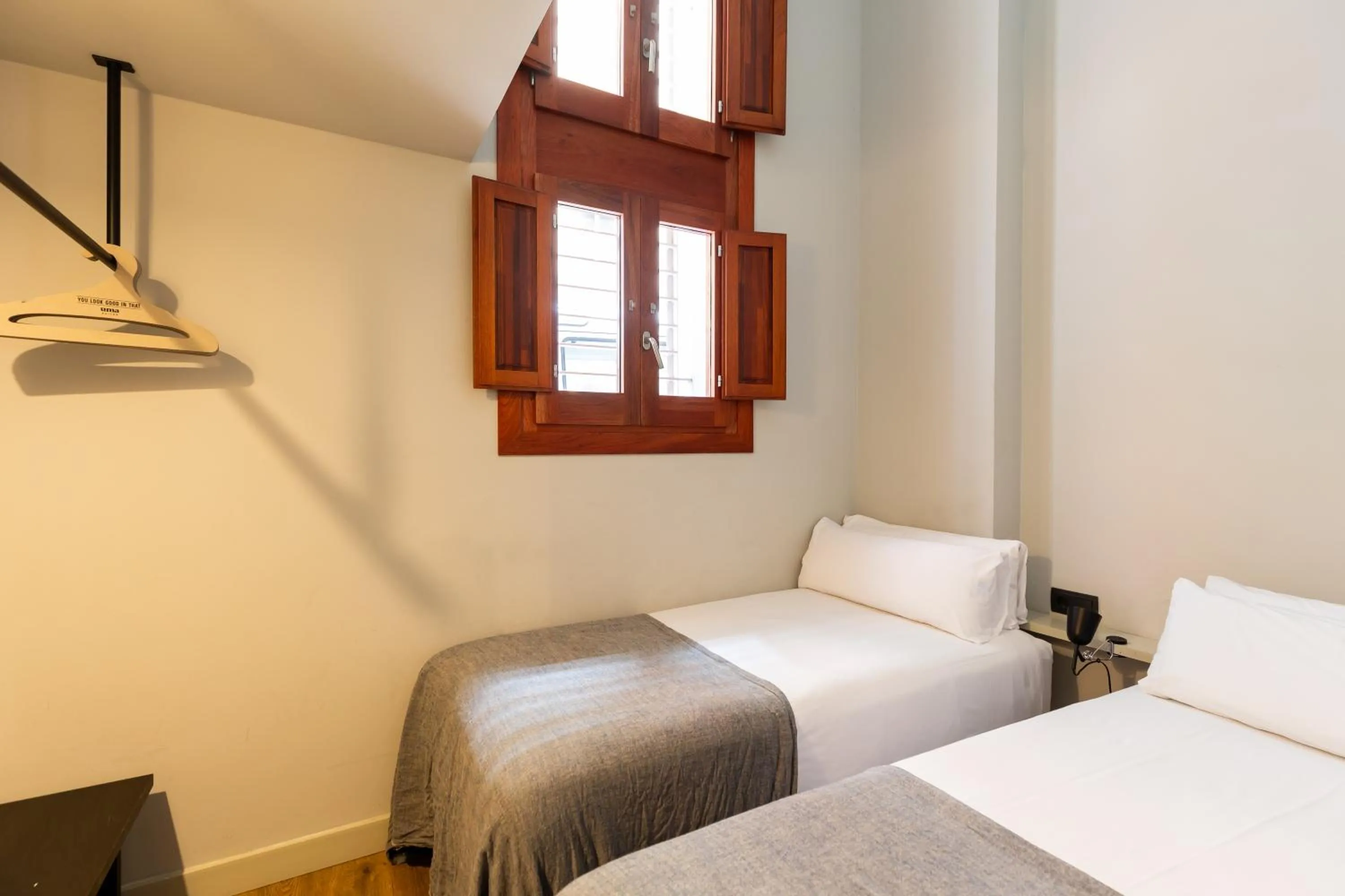 Bedroom, Bed in Uma Suites Barceloneta Beach