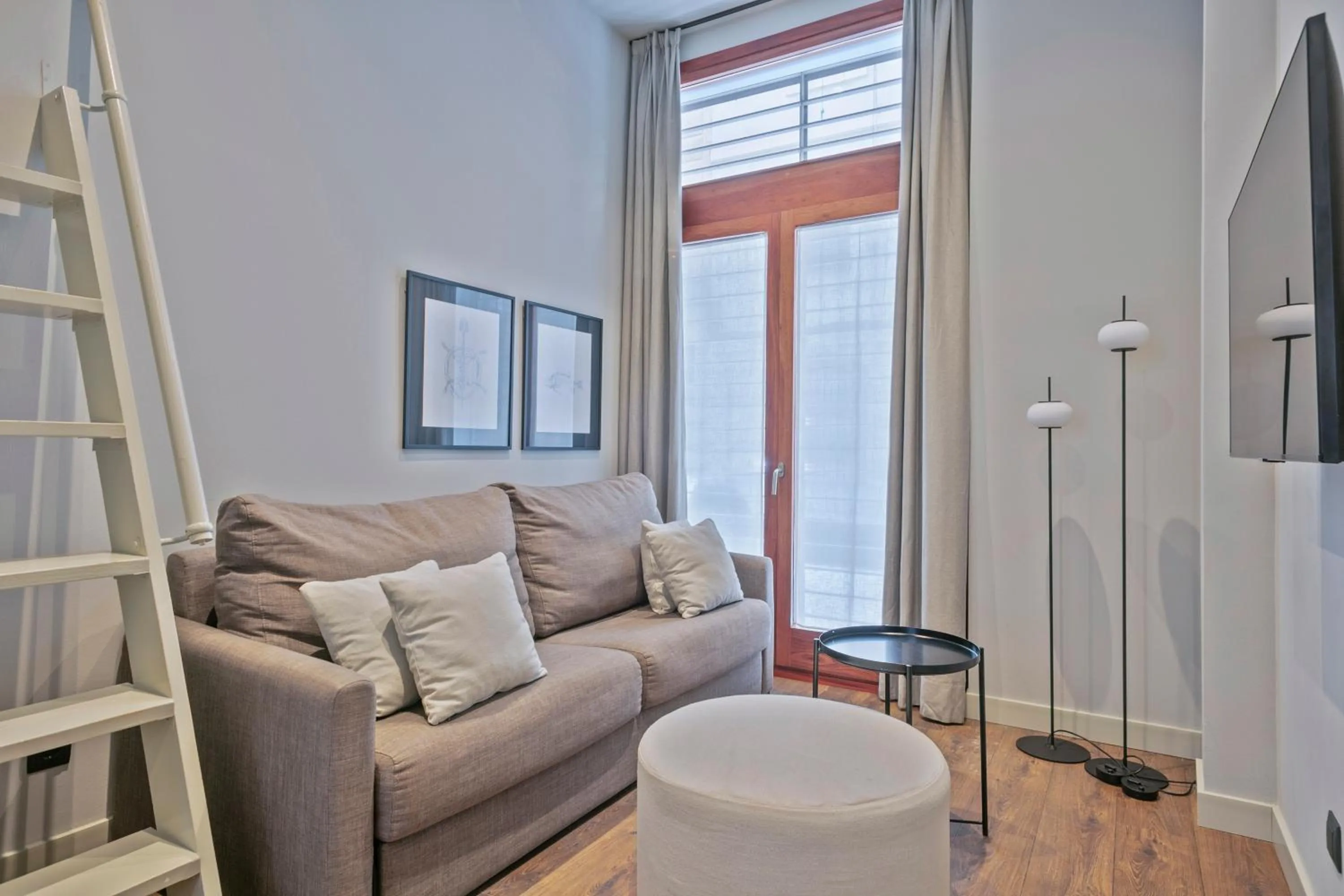 Living room in Uma Suites Barceloneta Beach