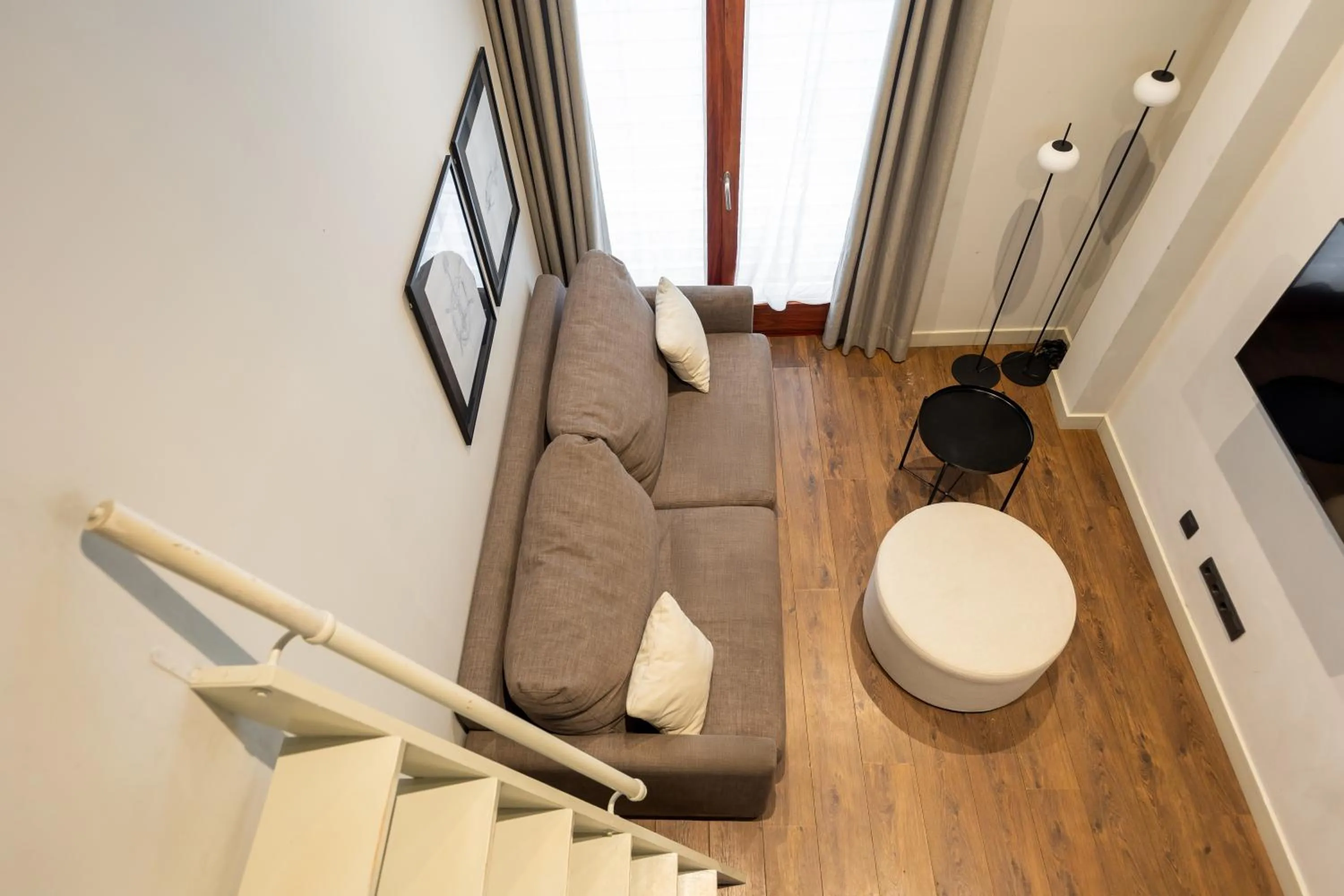 Living room in Uma Suites Barceloneta Beach