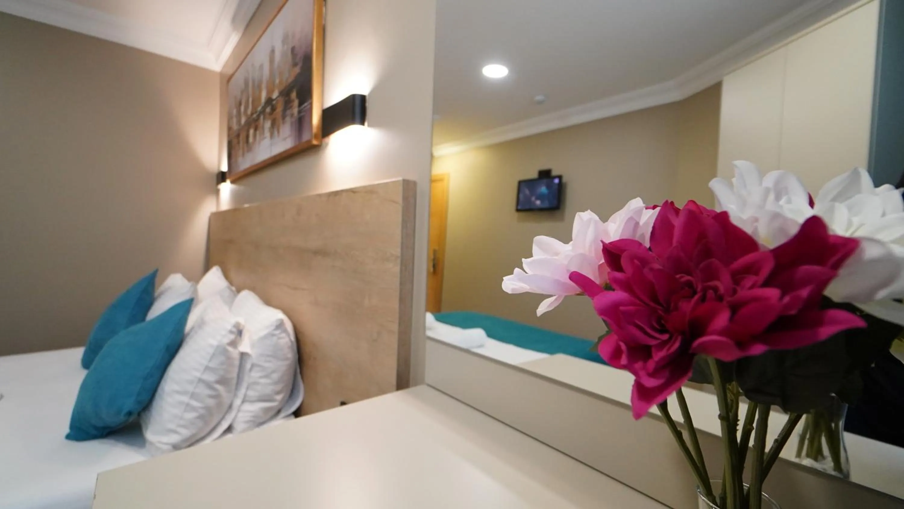 Bed in The Marist Hotel Kadikoy