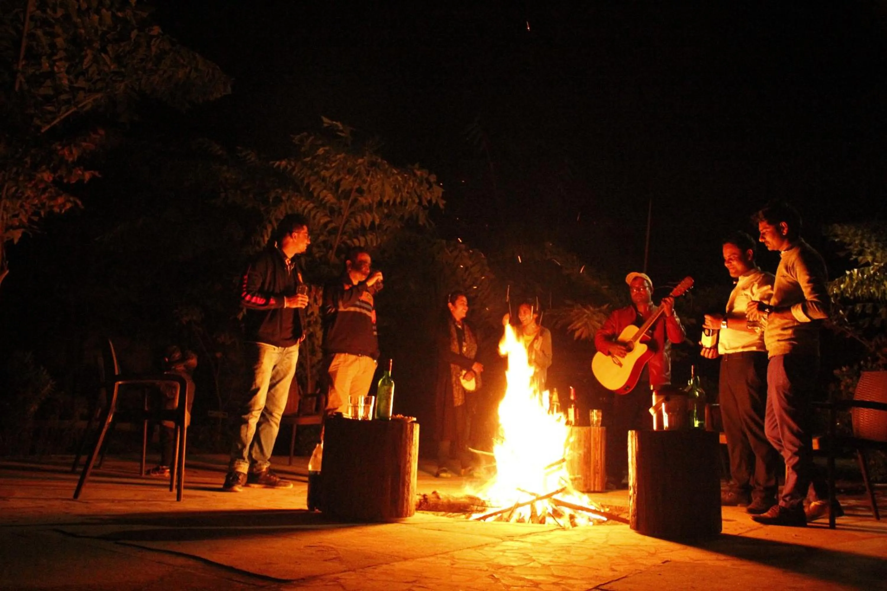 older children in Tathastu Pench