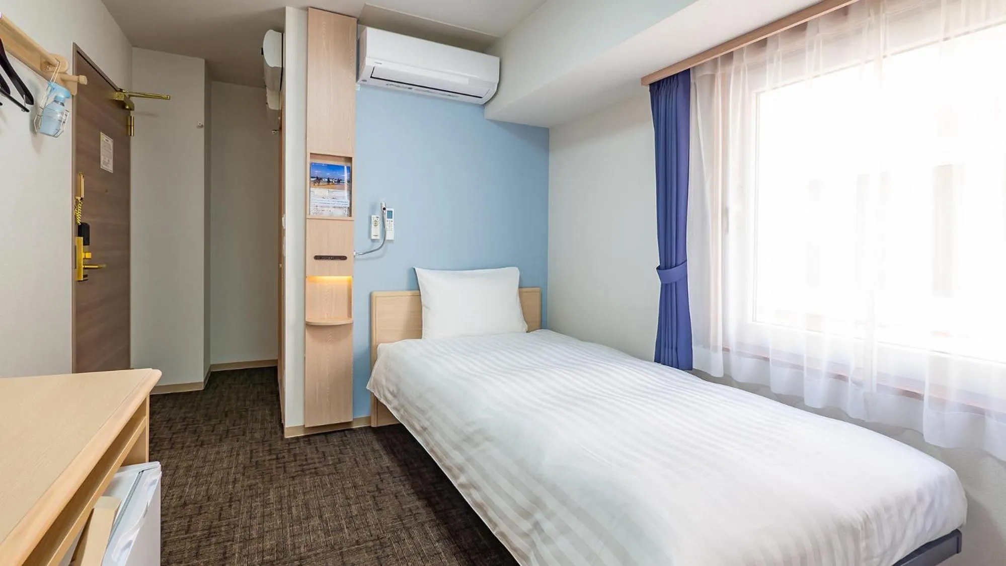 Photo of the whole room, Bed in Toyoko Inn Tokyo Minami-machida