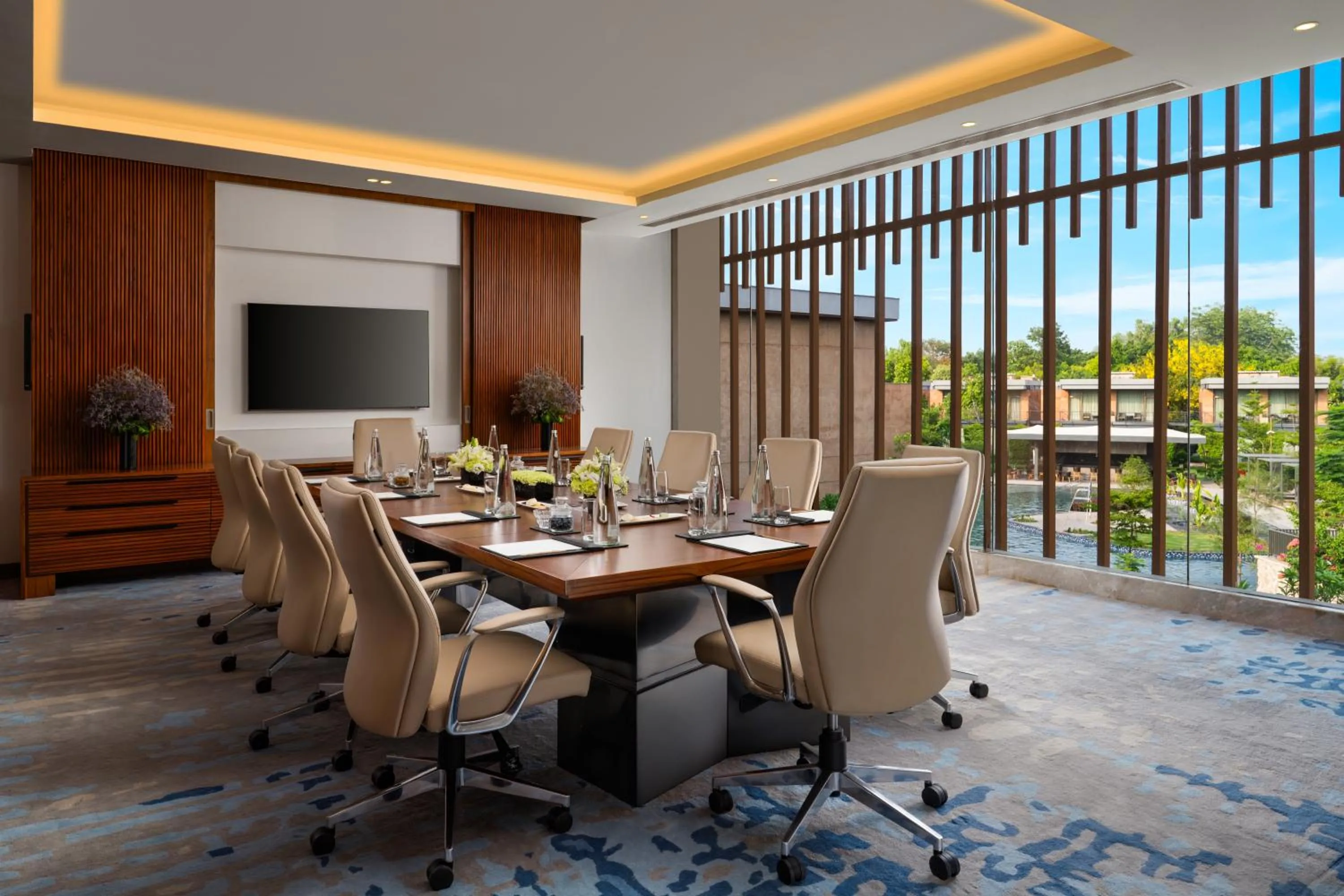 Meeting/conference room in Taj Damdama Lake Resort & Spa, Gurugram