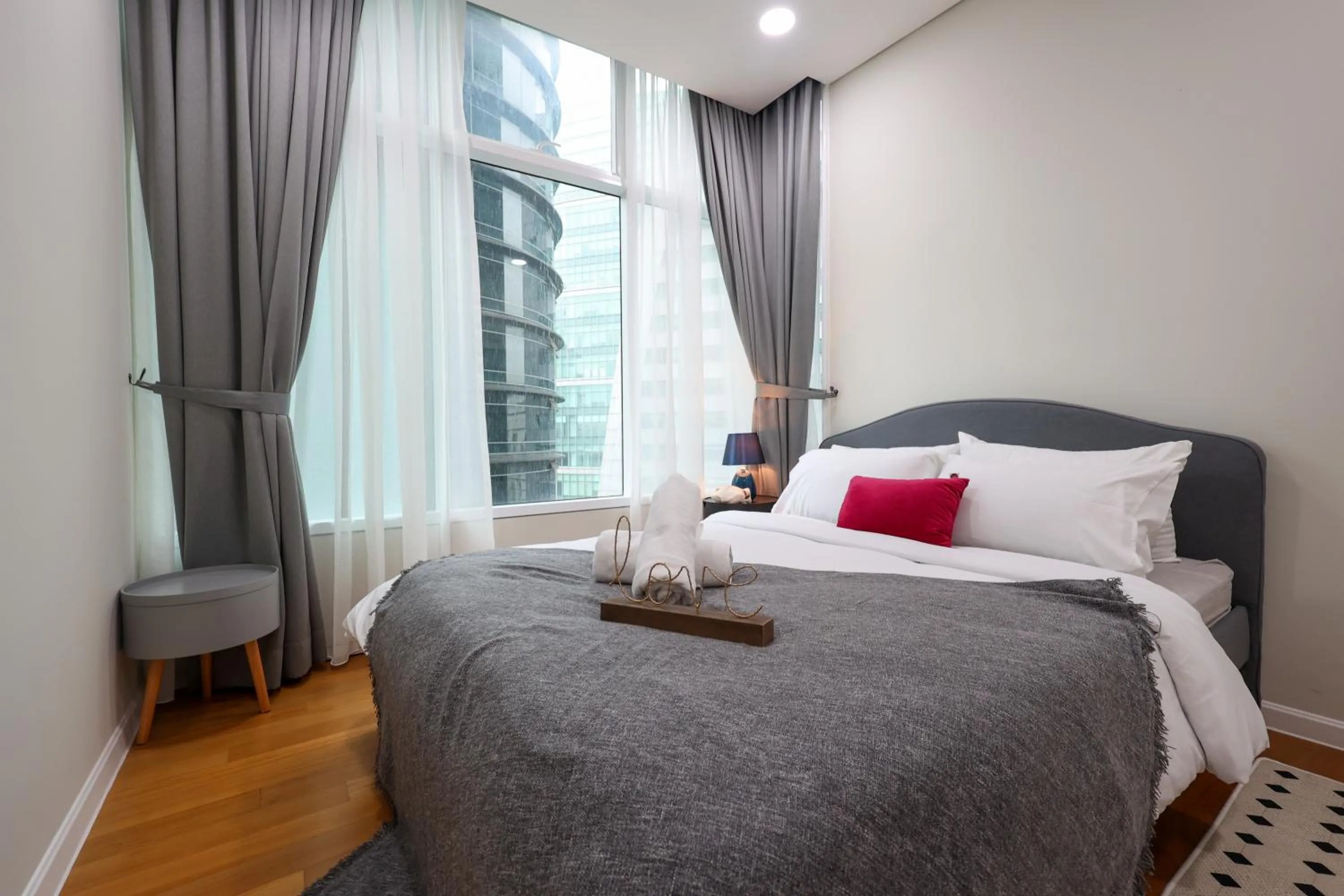 Bed in Sky Suites KLCC By Calm Sojourn