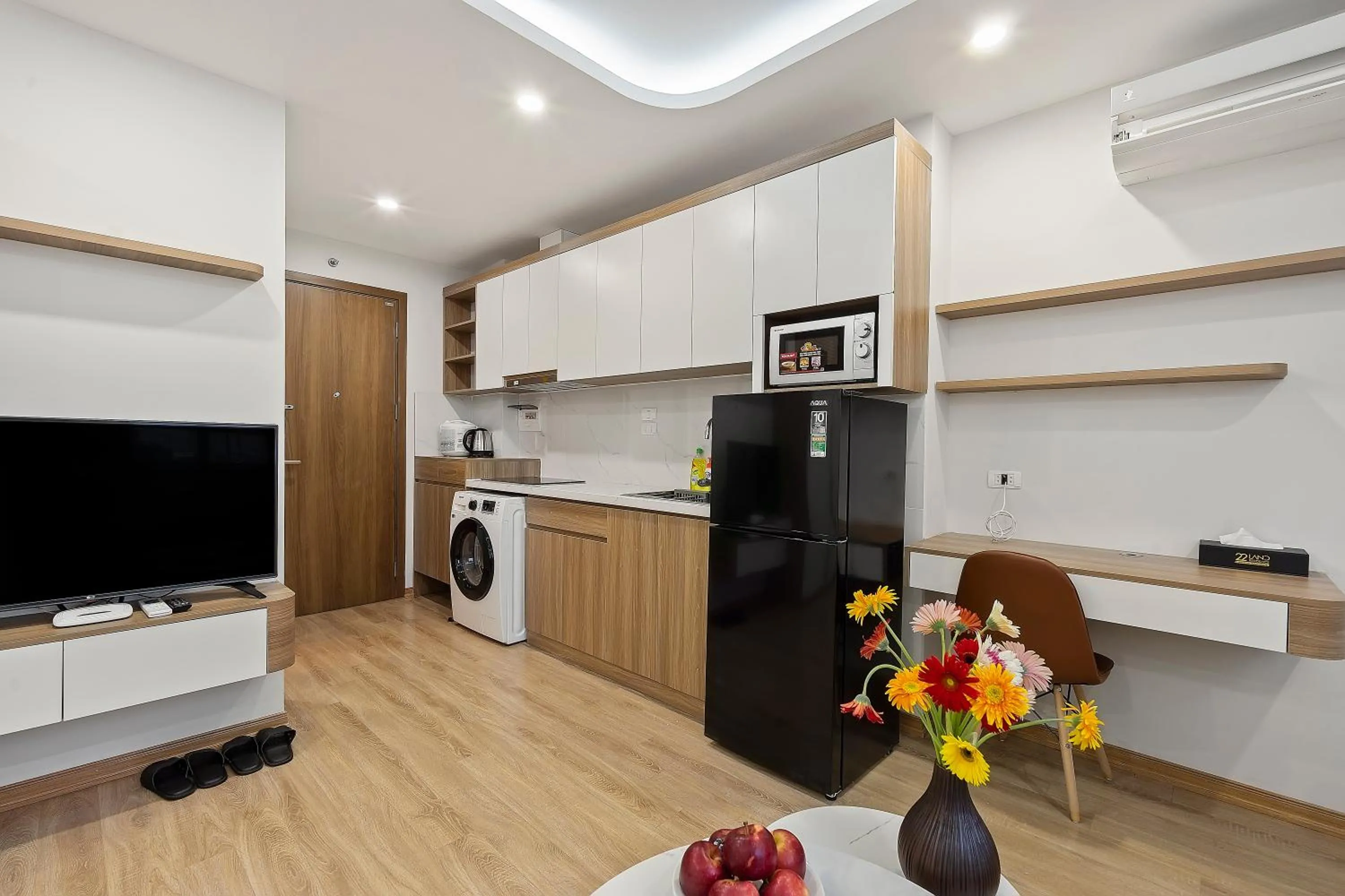 Communal lounge/ TV room in 22housing Residence Suites