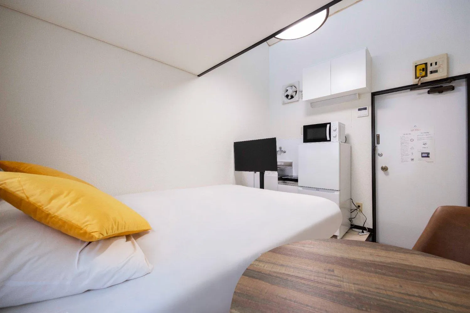 Bedroom, Bed in Green Hill