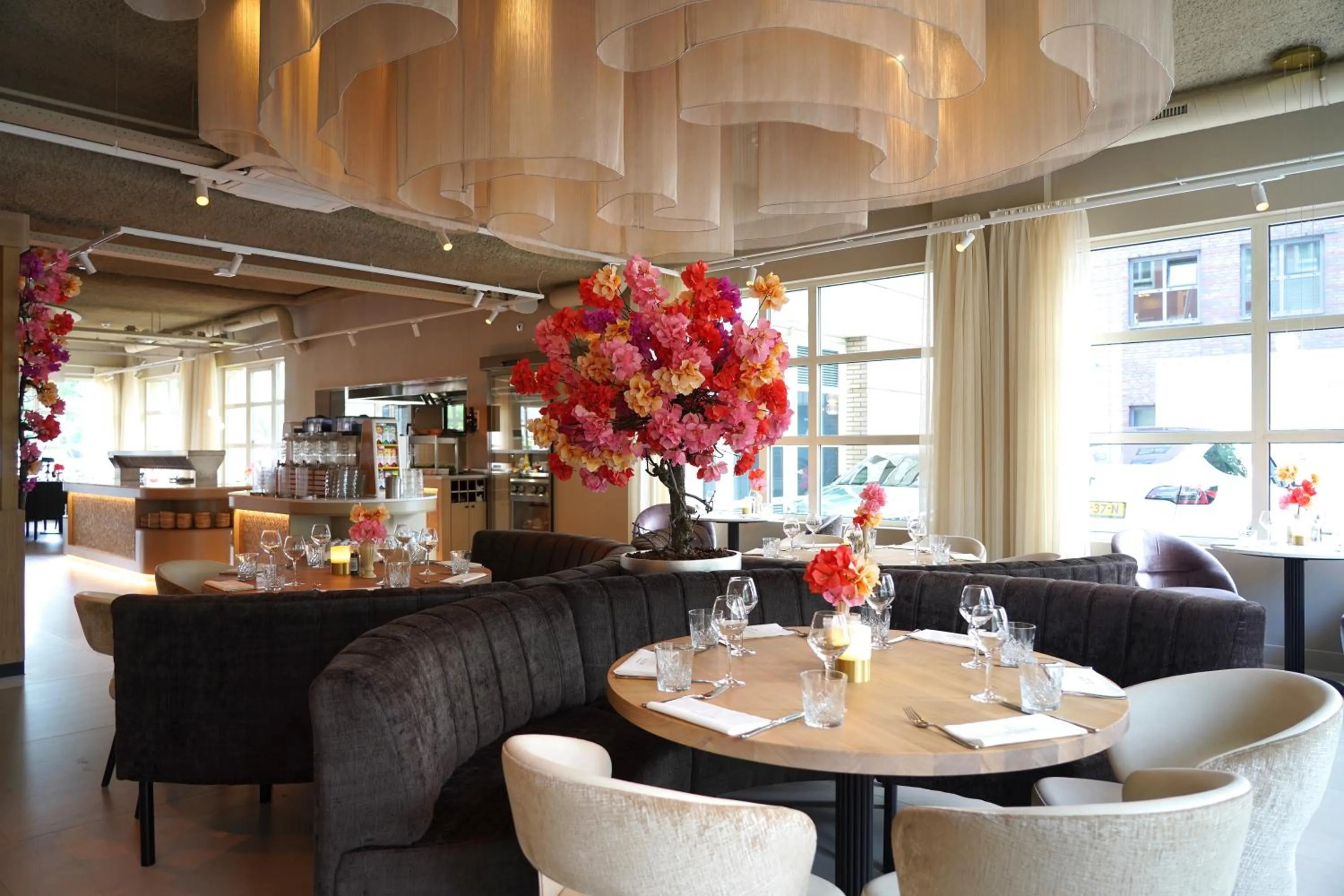 Restaurant/places to eat in Hotel Alkmaar - Bar & Restaurant