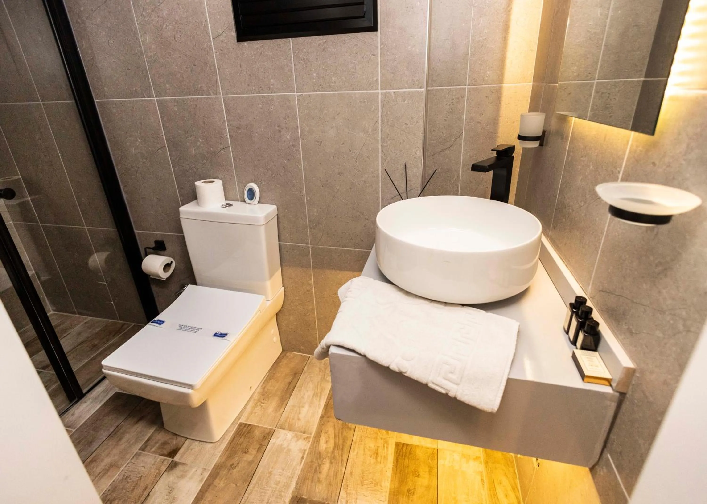 Bathroom in Selvese Suites, Serviced Living in Galata