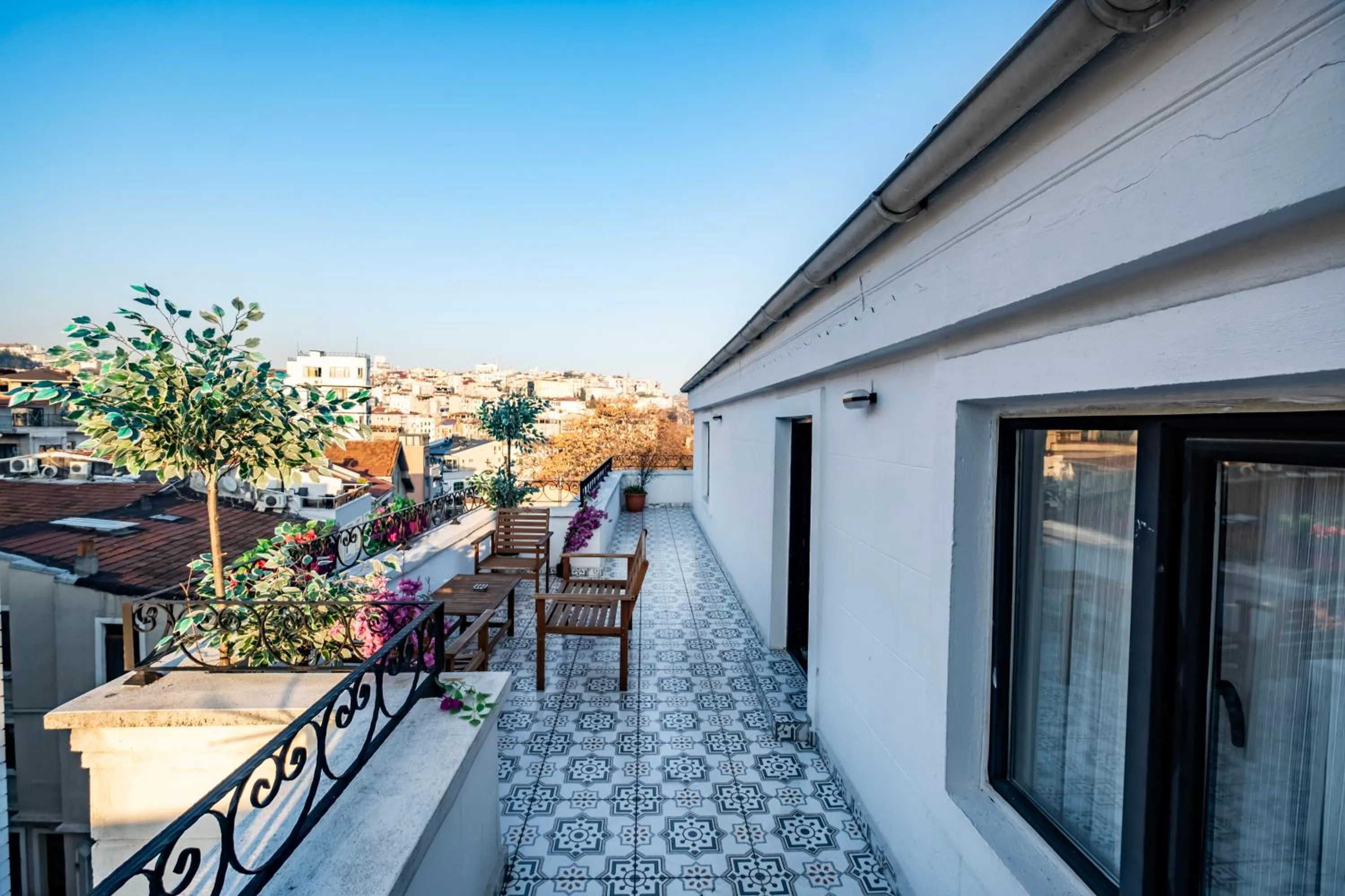 Balcony/Terrace in Selvese Suites, Serviced Living in Galata