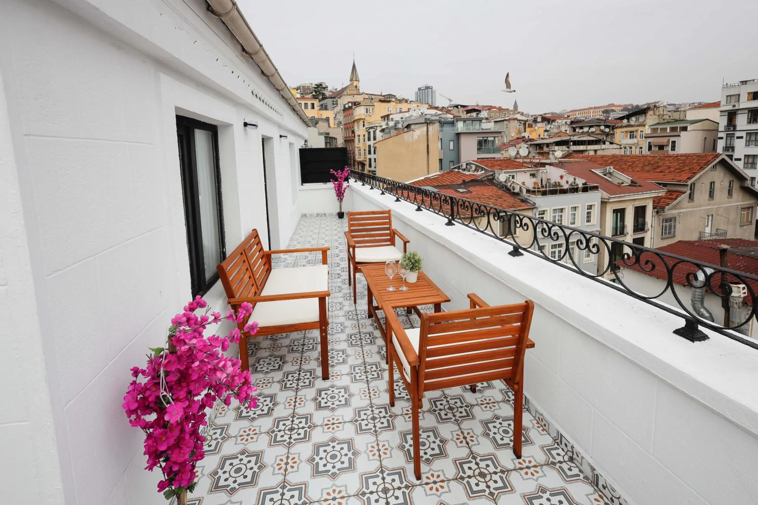 Balcony/Terrace in Selvese Suites, Serviced Living in Galata