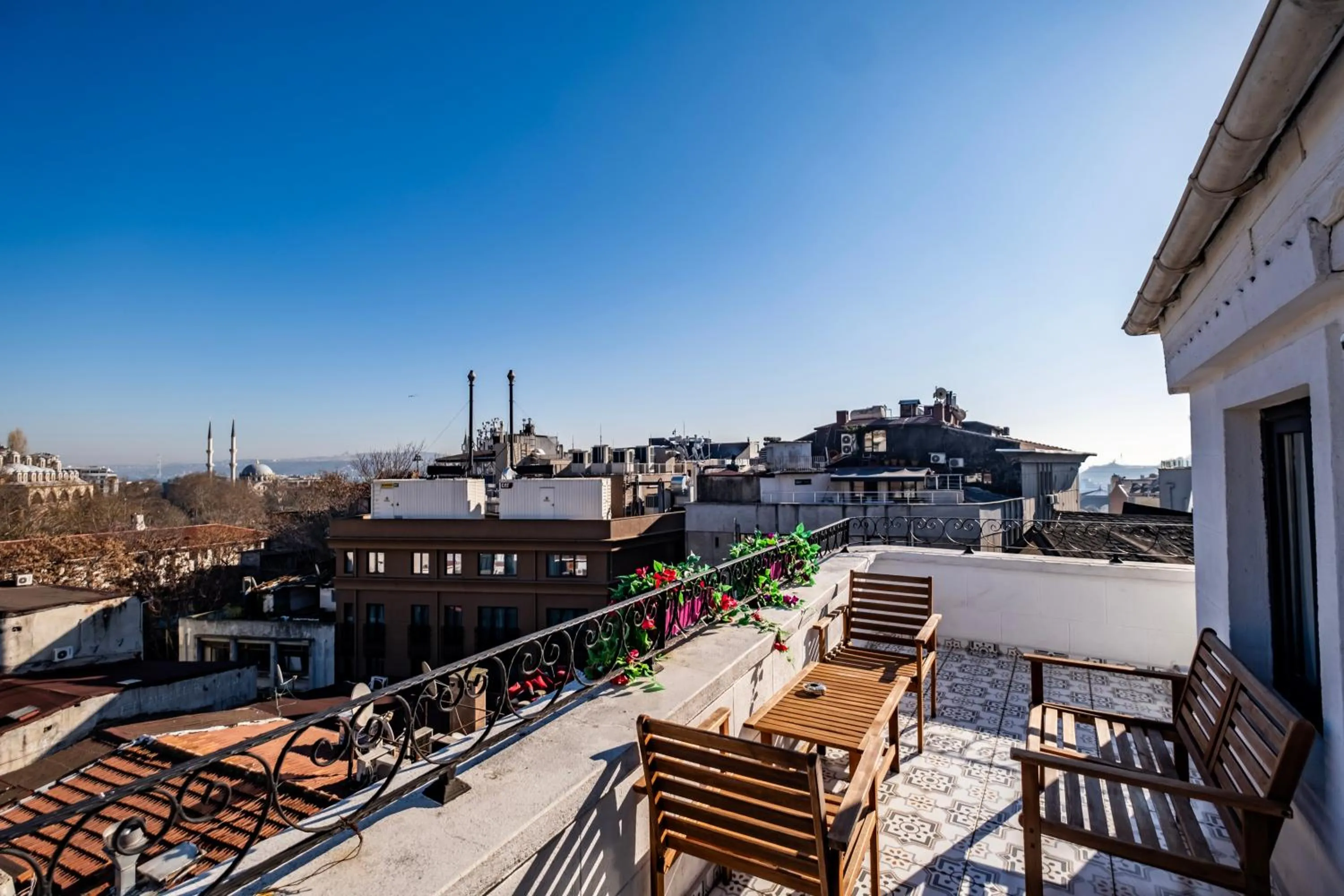 Balcony/Terrace in Selvese Suites, Serviced Living in Galata