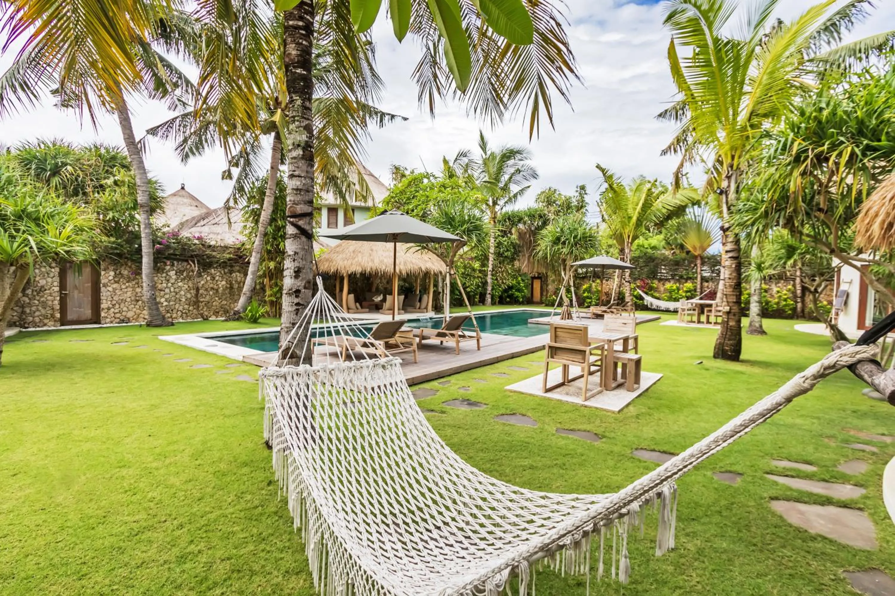 Acacia Bungalows Bingin