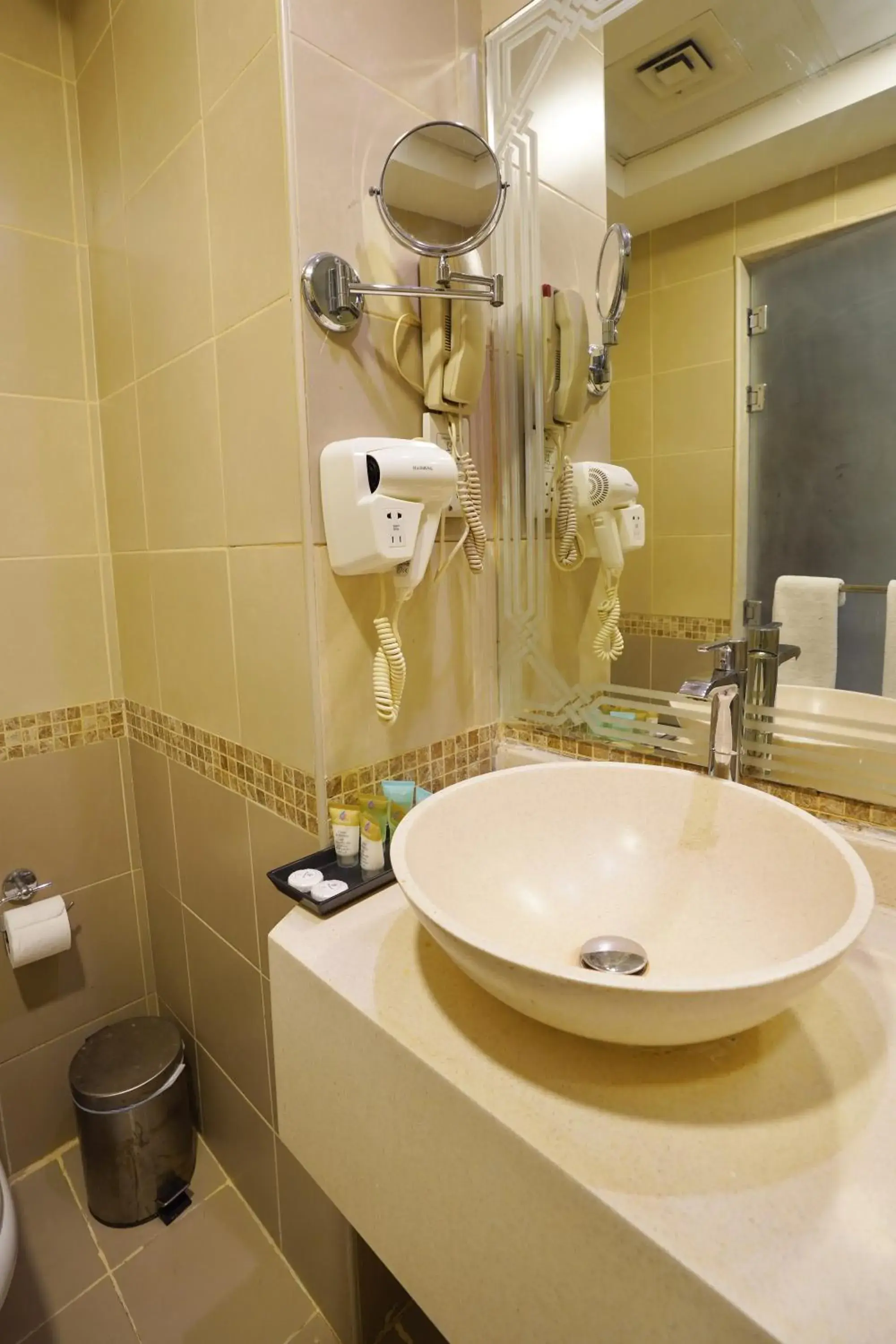 Double Room in Cube Hotel Dubai Double Room in Cube Hotel Dubai