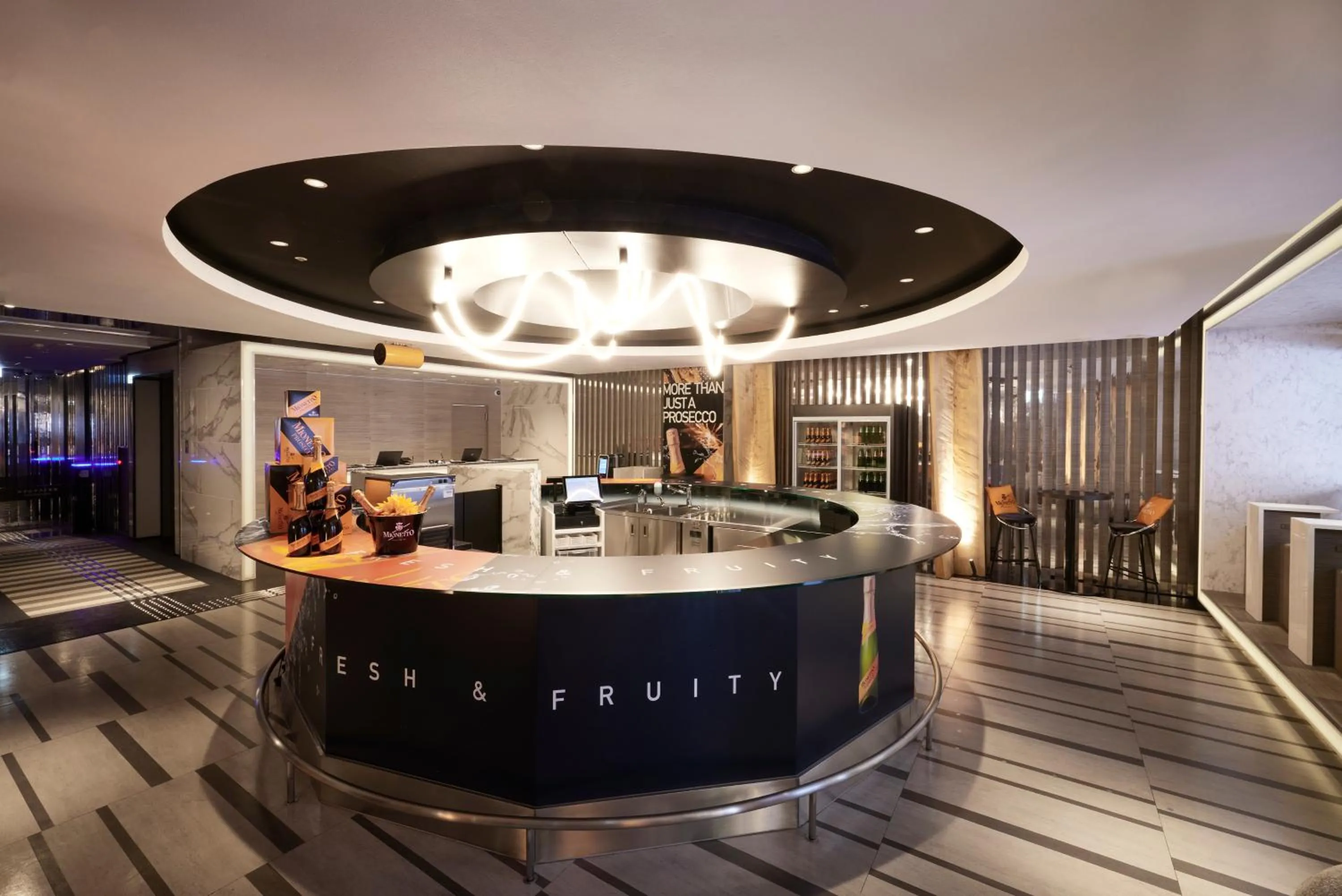 Lobby or reception in ALFIT HOTEL & BAR AKASAKA