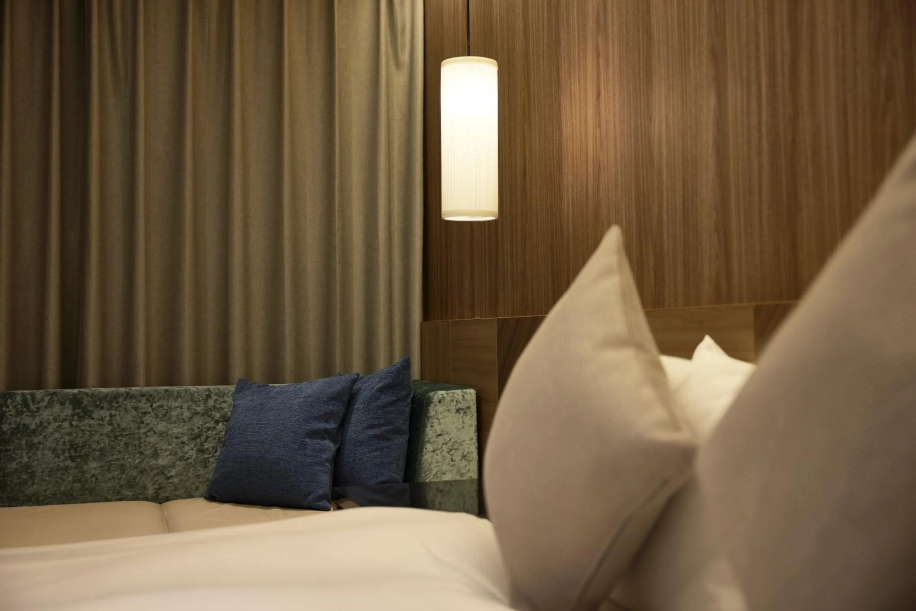 Photo of the whole room, Bed in ALFIT HOTEL & BAR AKASAKA