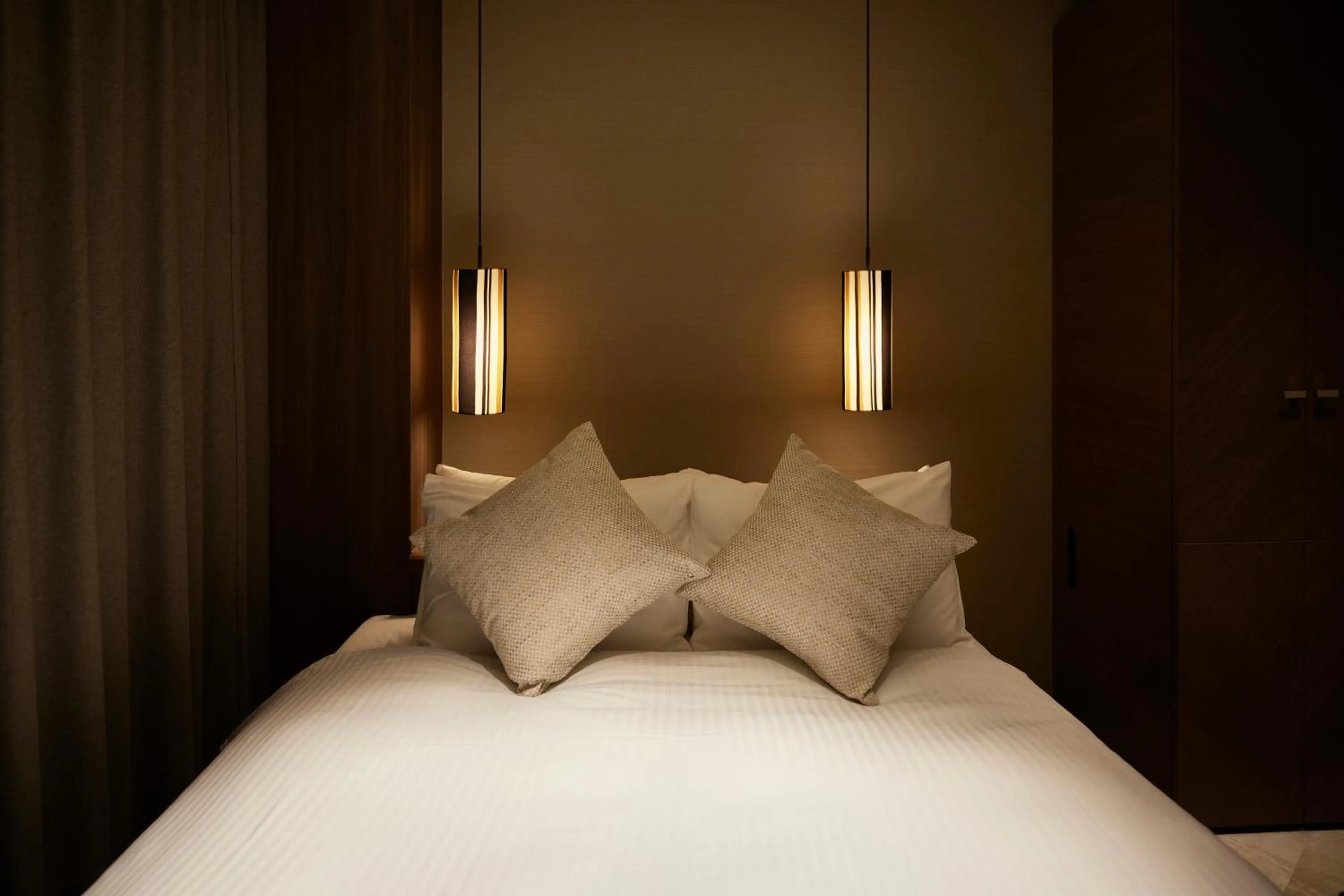 Bed in ALFIT HOTEL & BAR AKASAKA