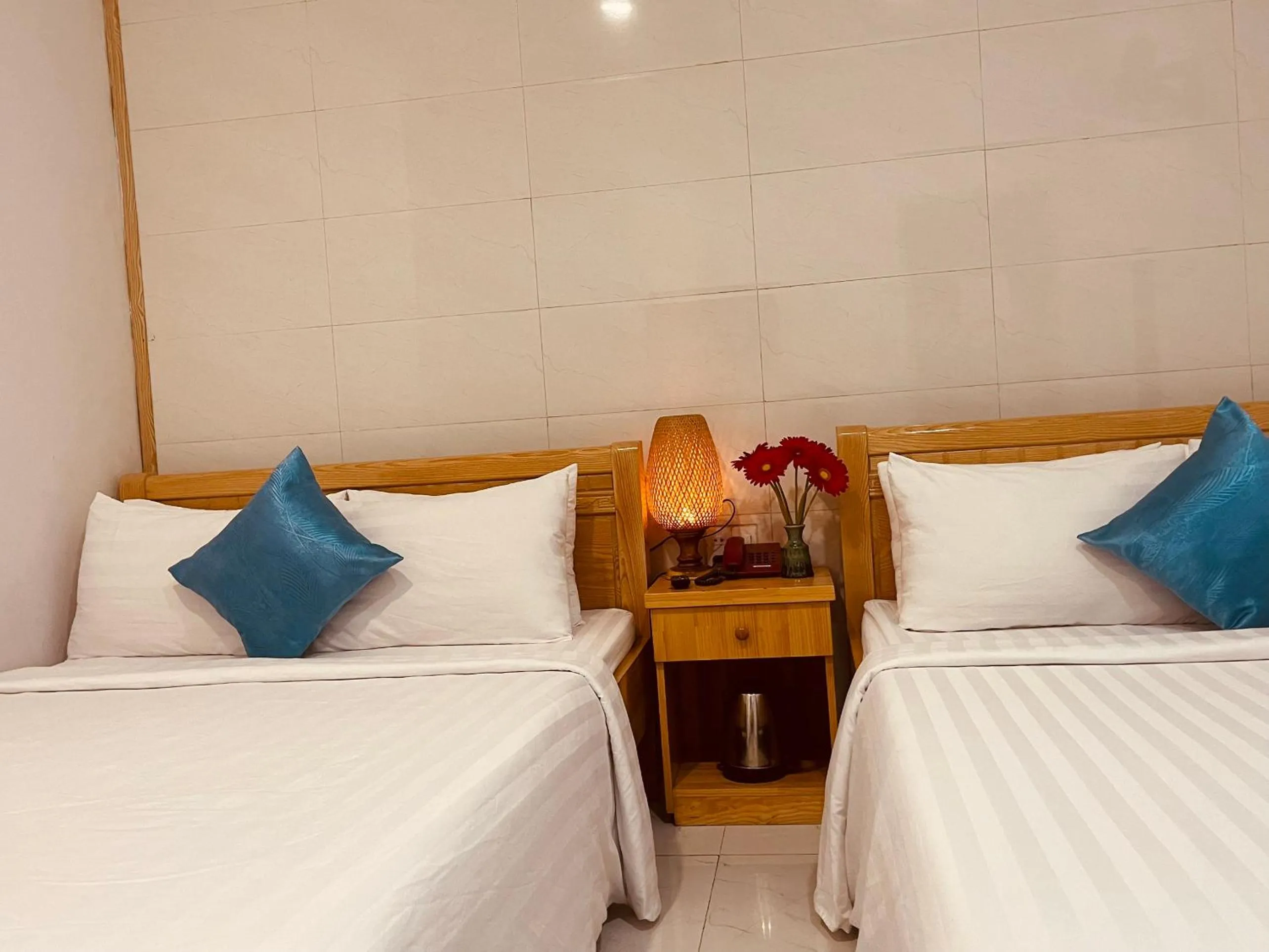 Bed in Đảo Hoa Dalat Hotel
