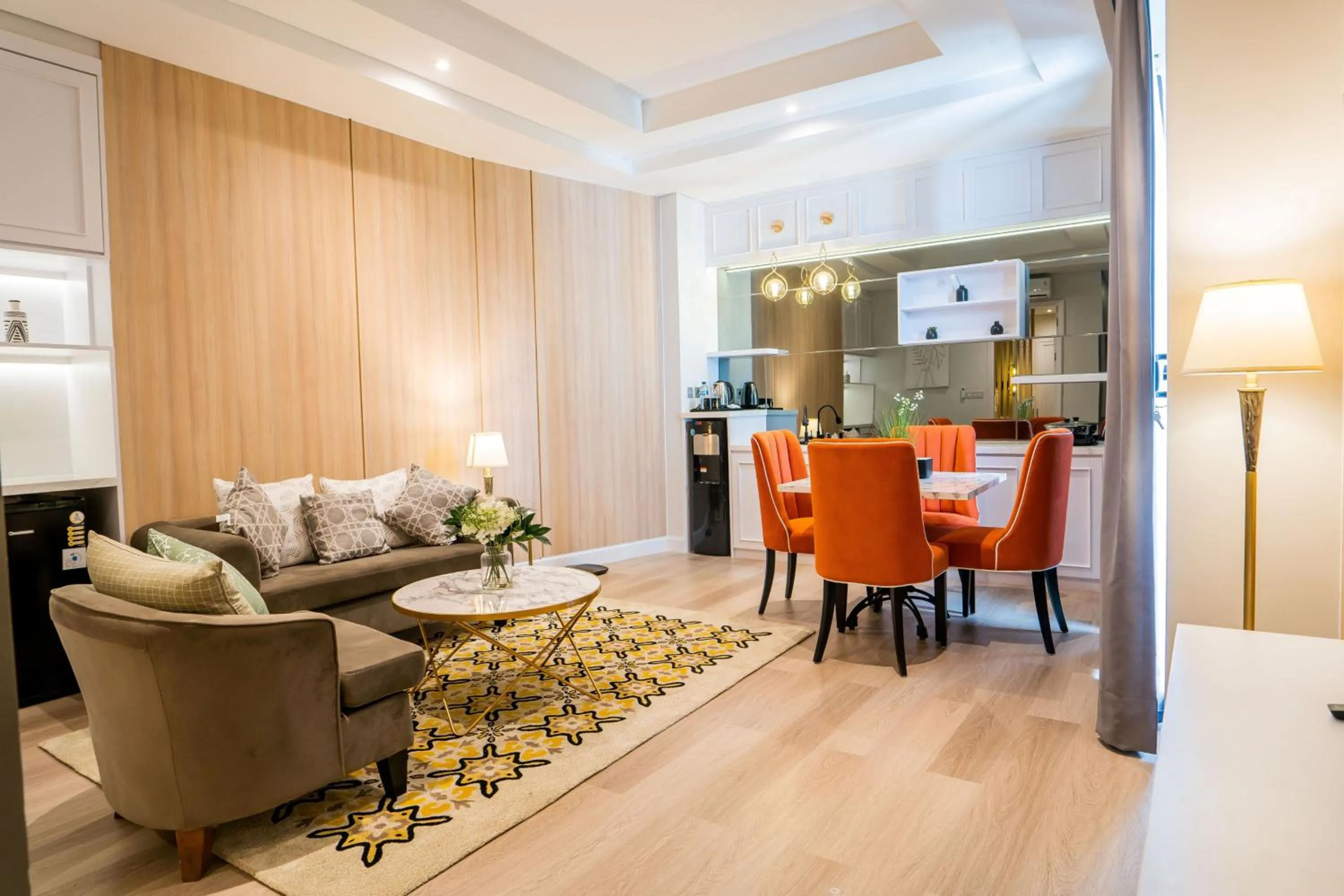 Kitchen or kitchenette in The Difan Hotel