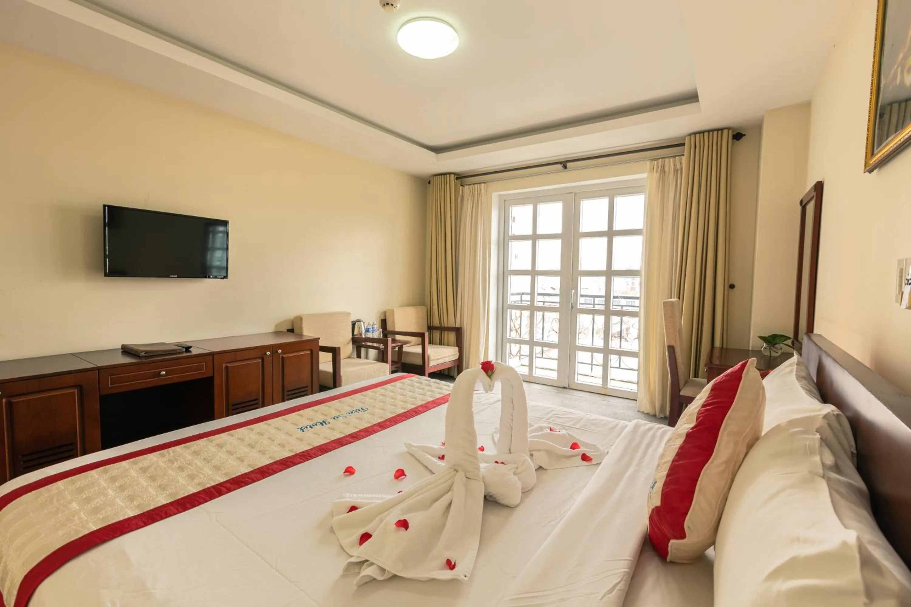 Bed in Tien Sa Danang Hotel