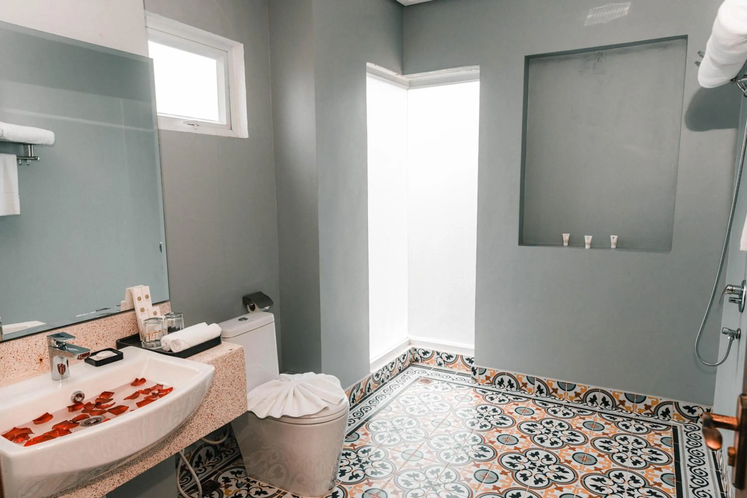 Bathroom in Sokchea Kampot Hotel