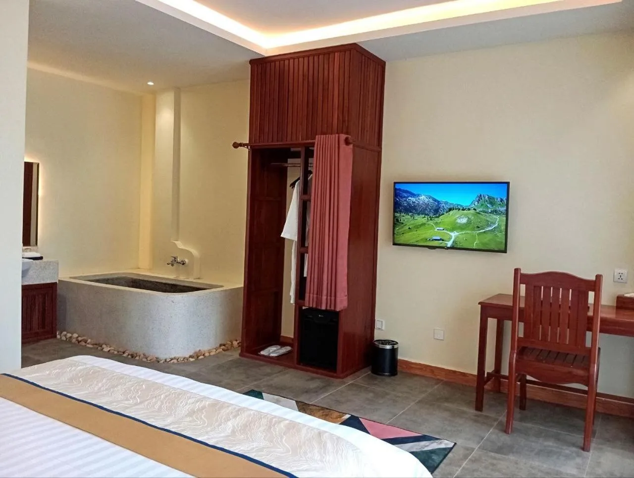 Photo of the whole room, Bed in Sokchea Kampot Hotel