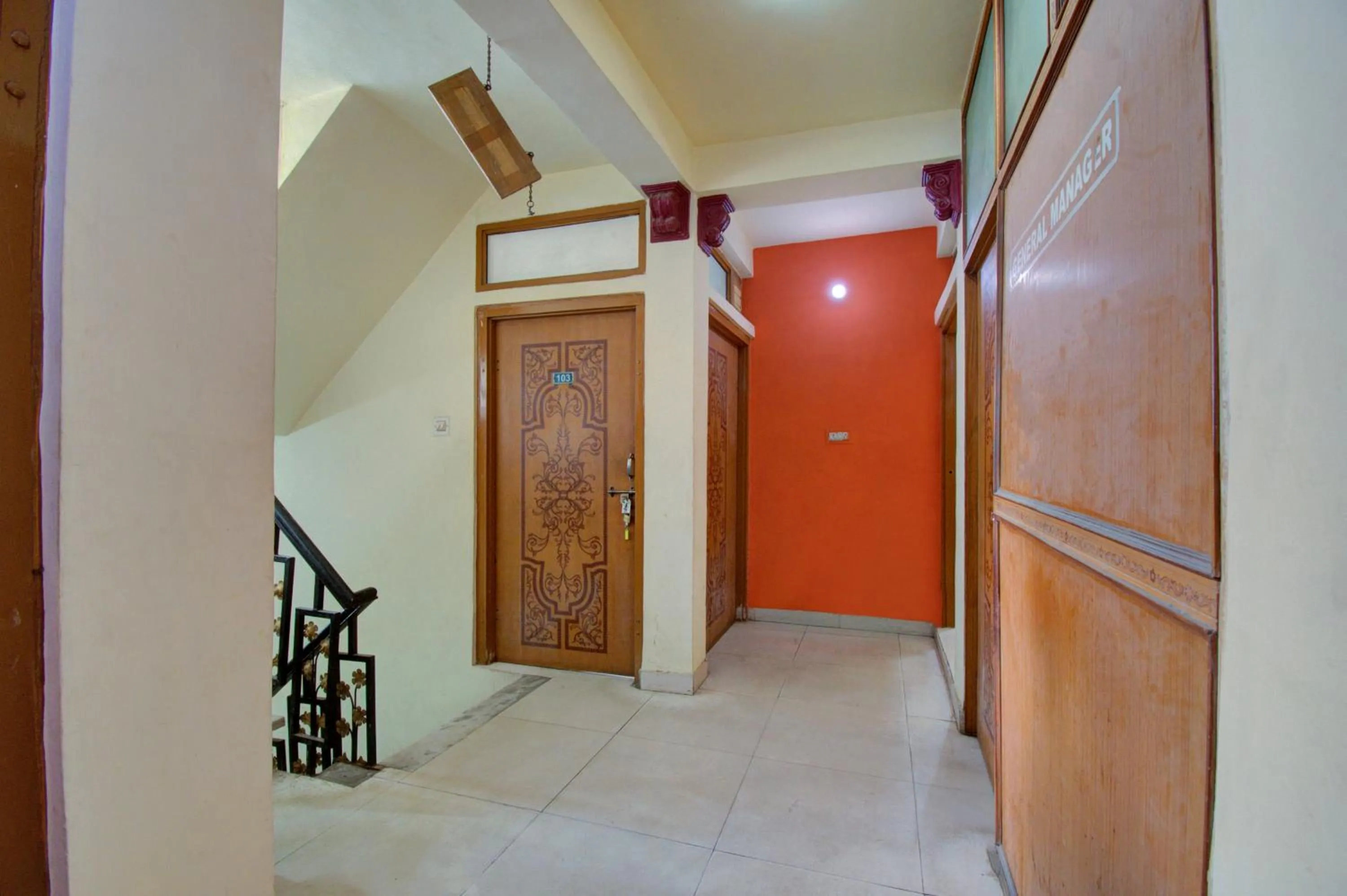 Lobby or reception in Hotel O Asian palace near jalmahal amer jaipur city