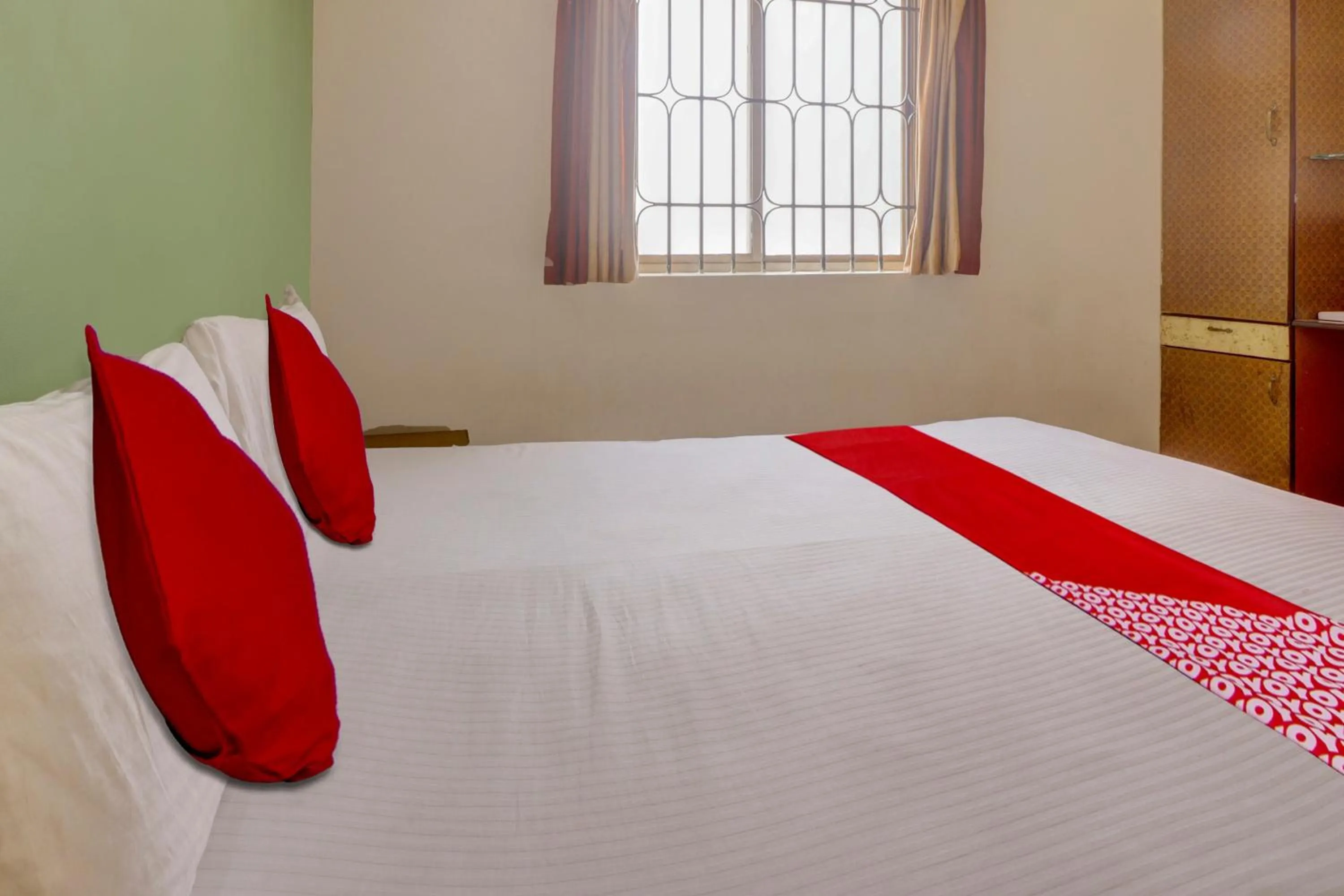 Bedroom, Bed in Hotel O Raj Comforts