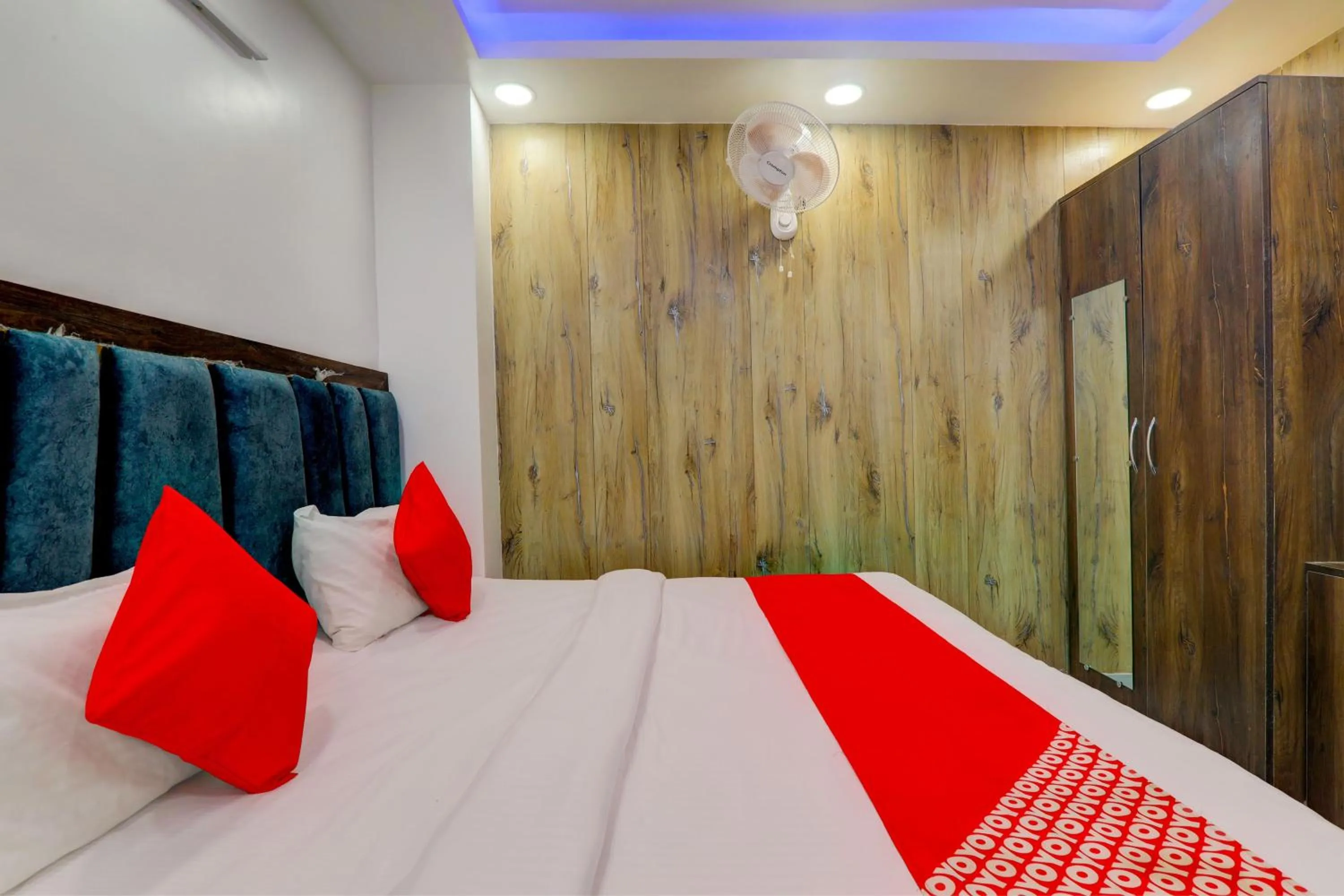 Bedroom, Bed in Super Hotel O Love Inn