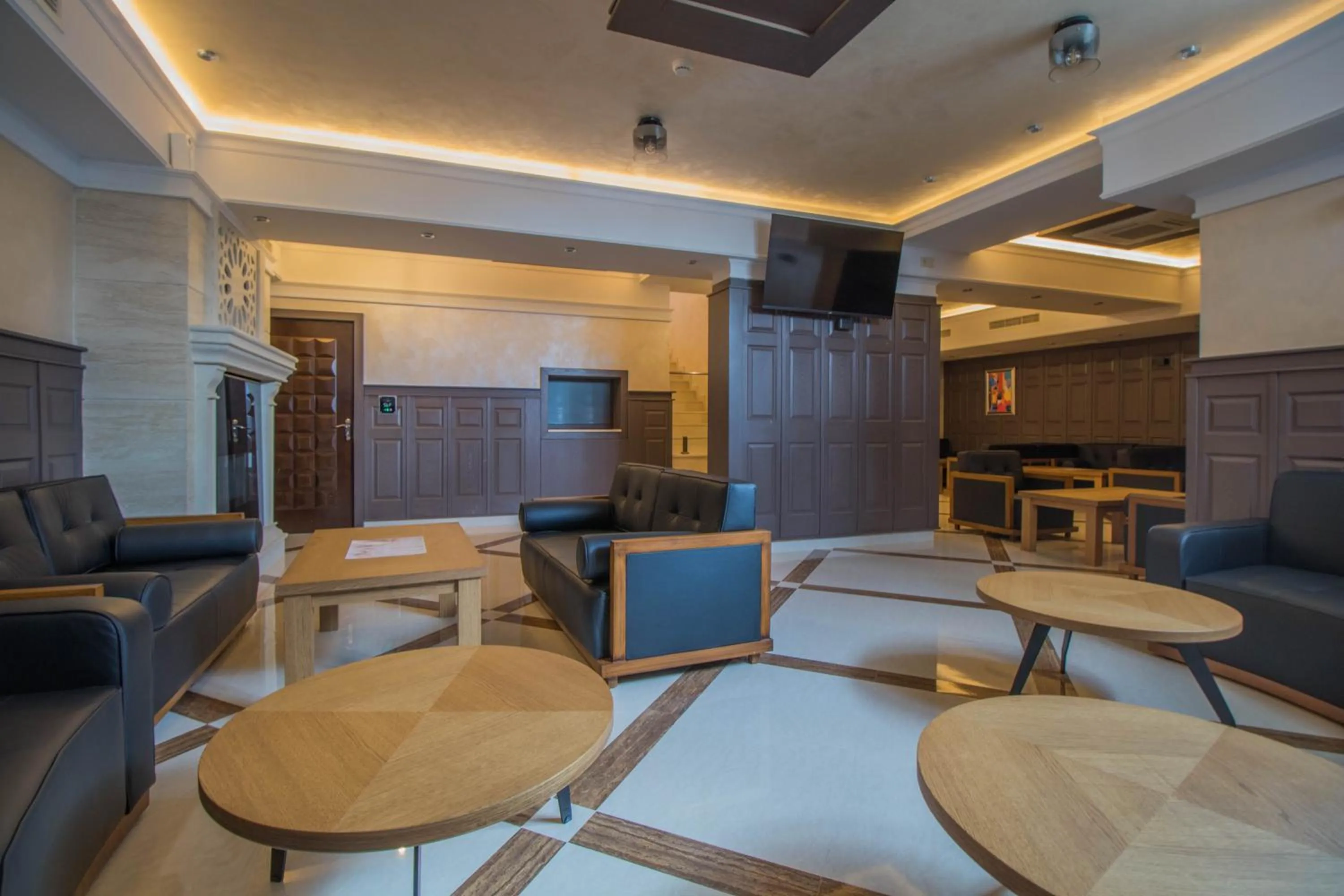 TV and multimedia in Hotel Bohemi