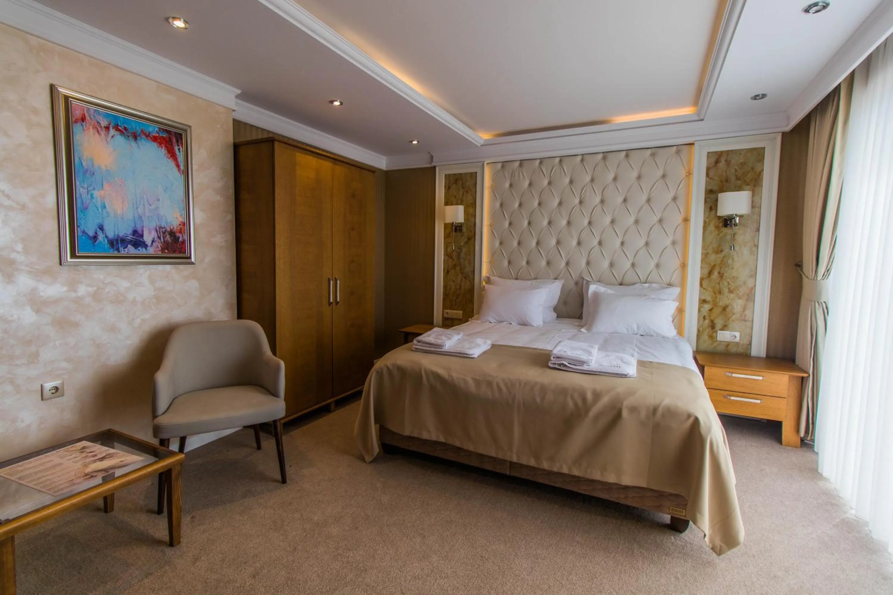 Bedroom, Bed in Hotel Bohemi