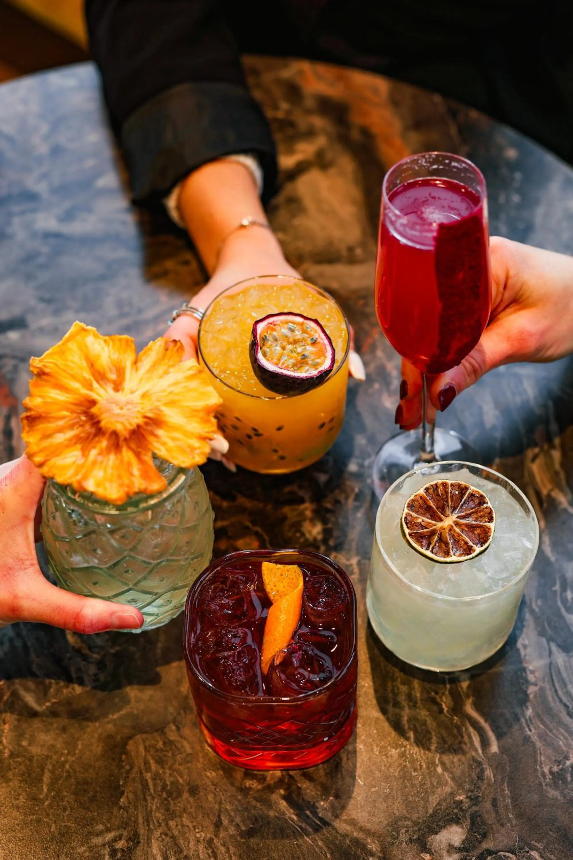 Lounge or bar in Pullman Lyon