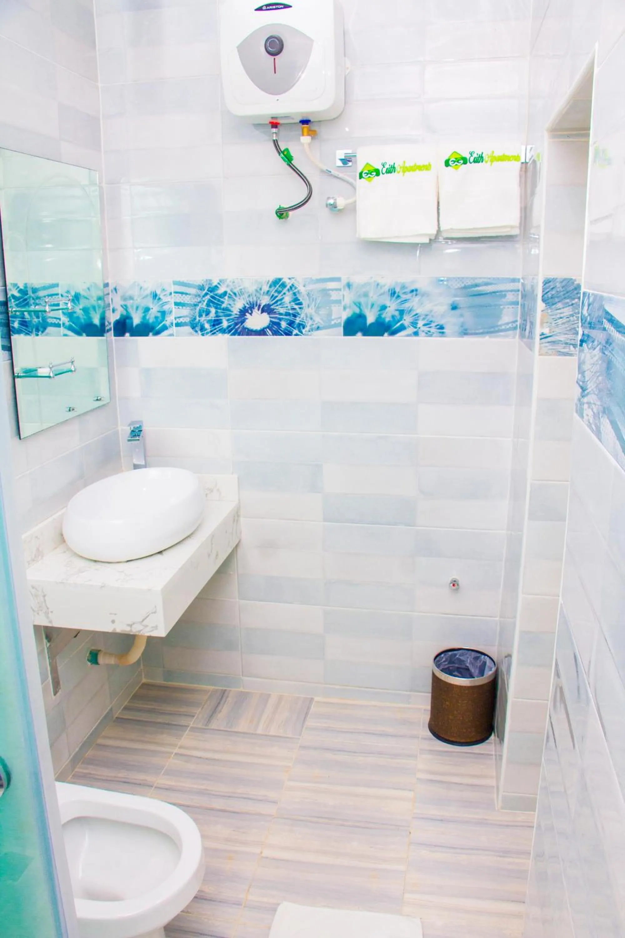 ERiTH APARTMENT & SUITES