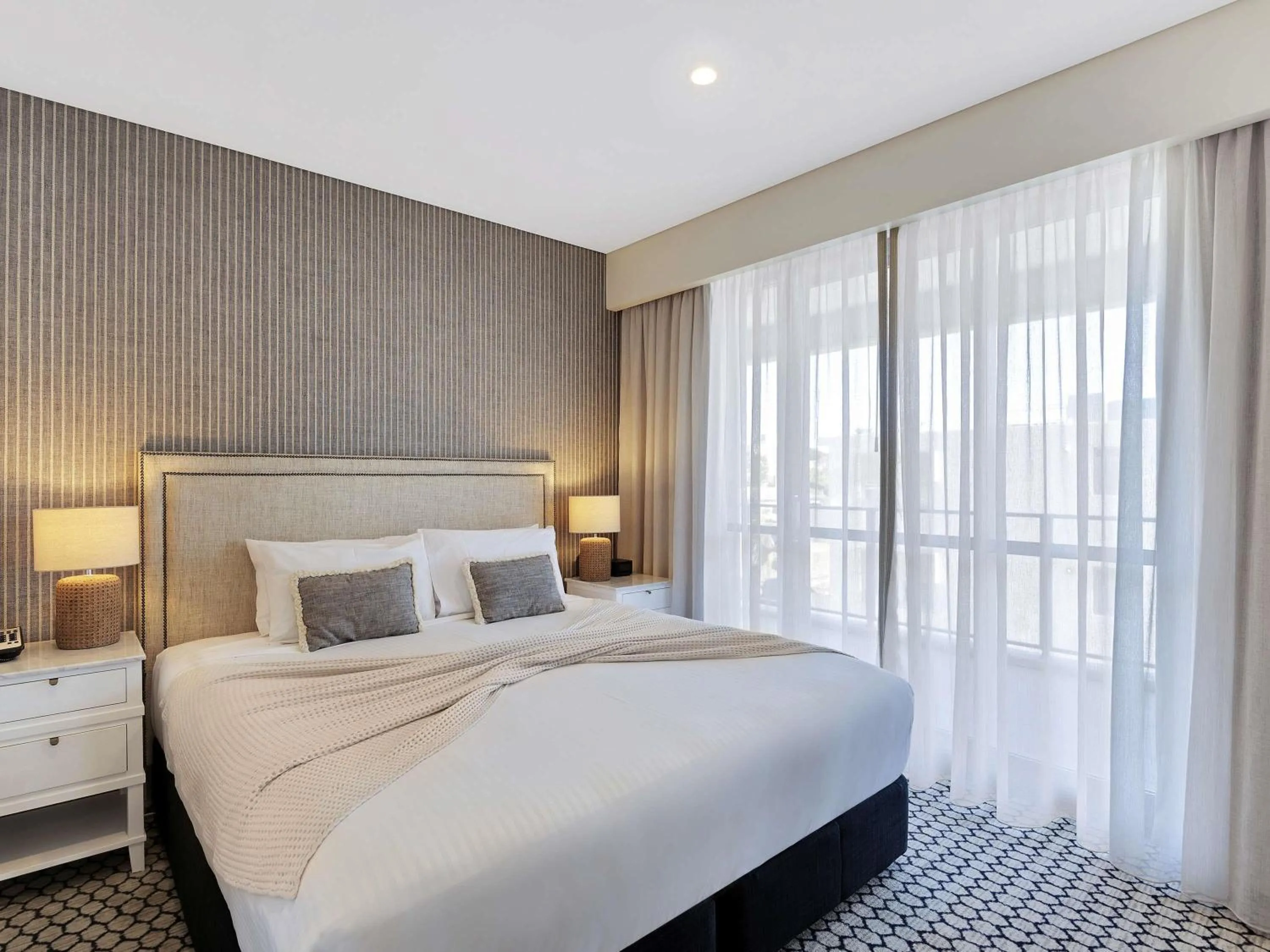 Bedroom, Bed in Peppers Manly Beach