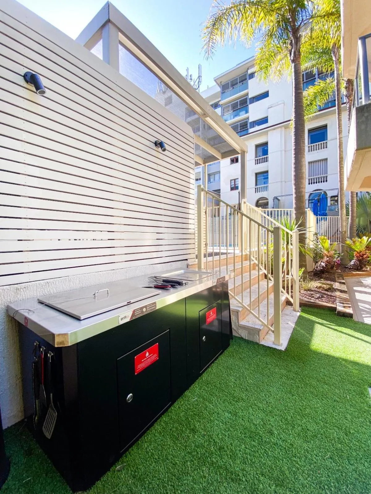 BBQ facilities in Peppers Manly Beach