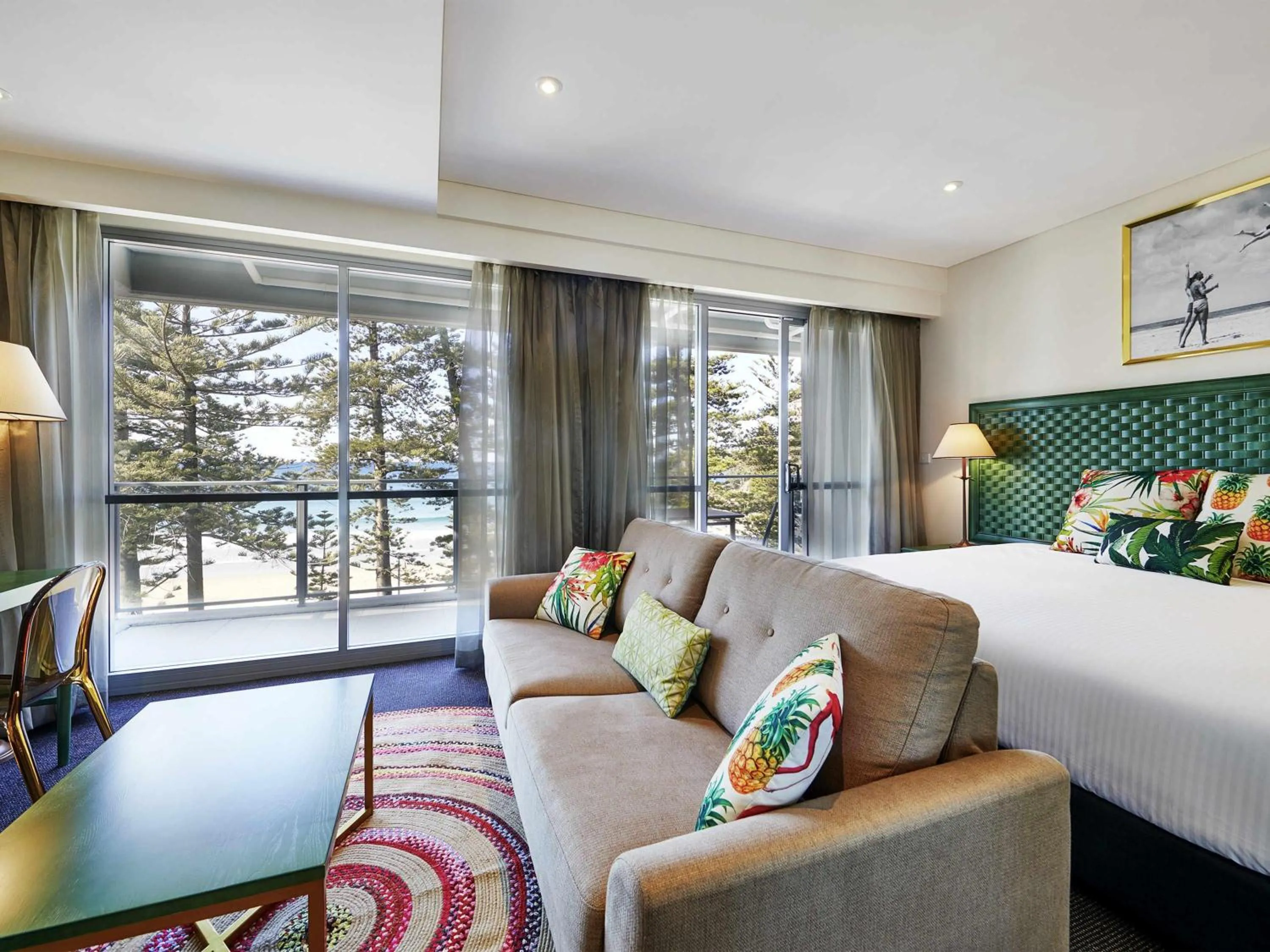 Bedroom, Bed in Peppers Manly Beach