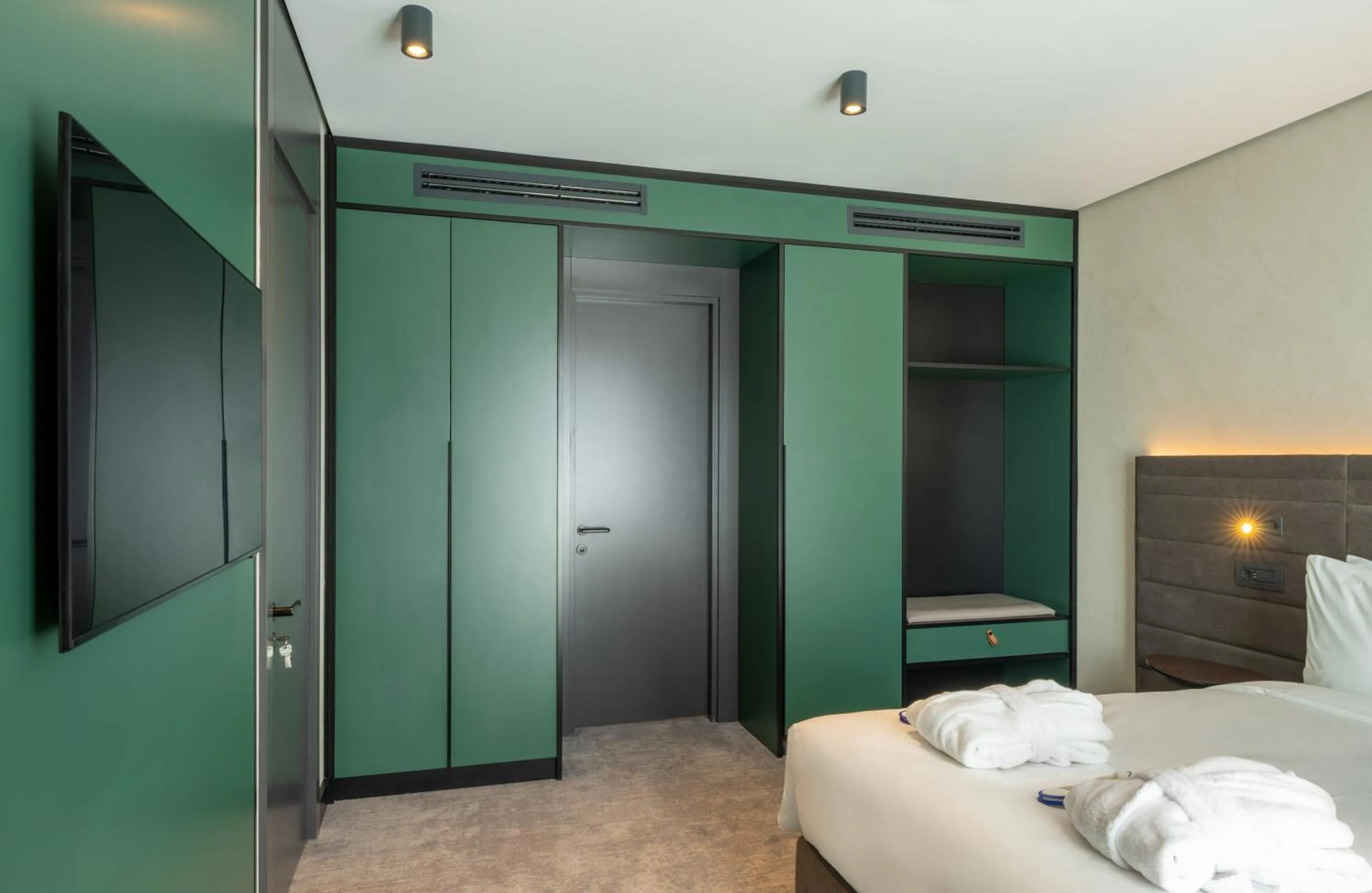 TV and multimedia, Bed in Novotel Tbilisi Center