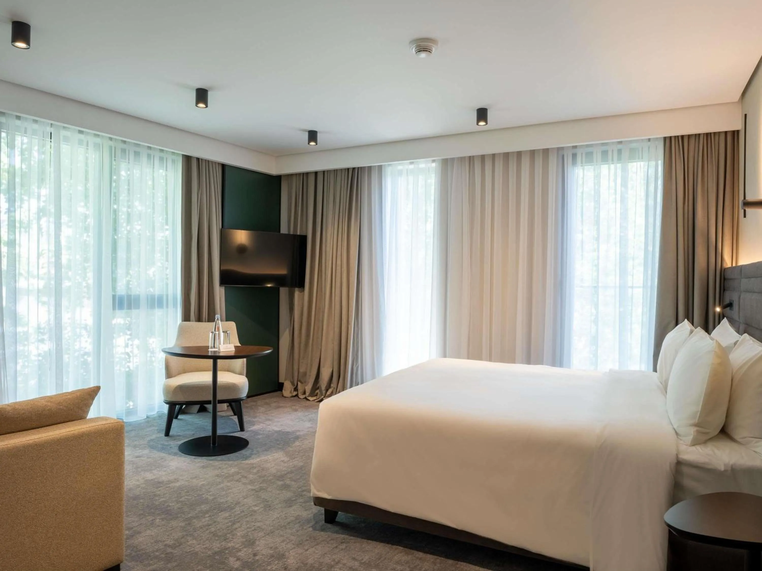 Bedroom, Bed in Novotel Tbilisi Center